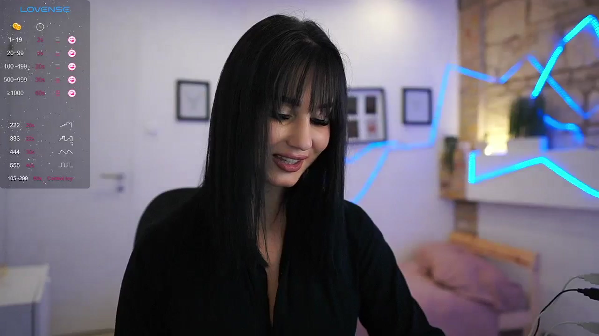 Gallery image thumbnail from Liya__Silver_'s myfreecams stream on, 03/04/2024, 21:22 image 17 of 20