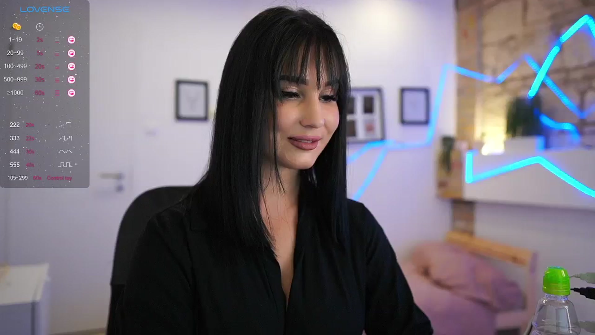 Gallery image thumbnail from Liya__Silver_'s myfreecams stream on, 03/04/2024, 21:22 image 13 of 20