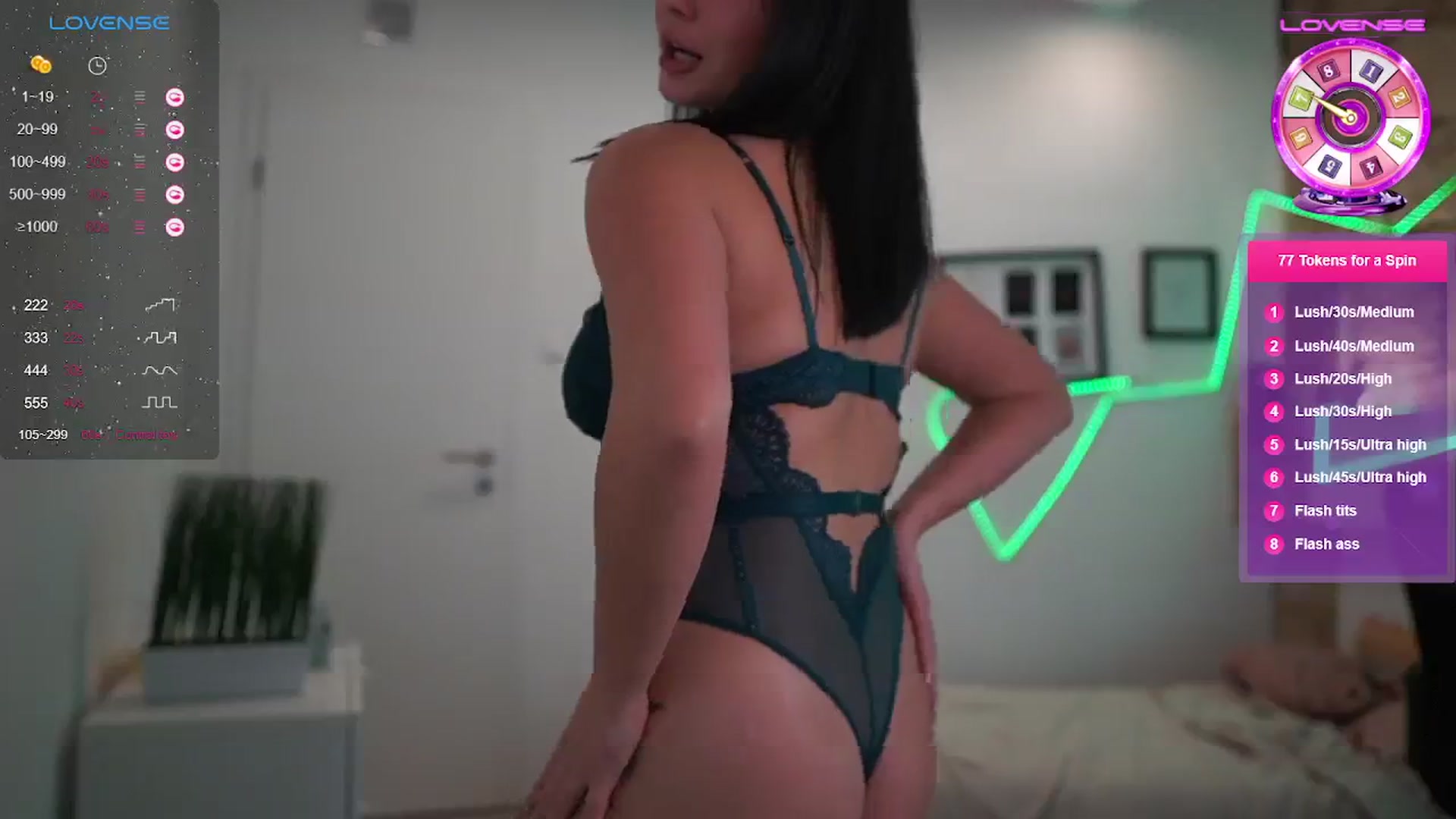 Gallery image thumbnail from Liya__Silver_'s myfreecams stream on, 03/29/2024, 19:17 image 6 of 20