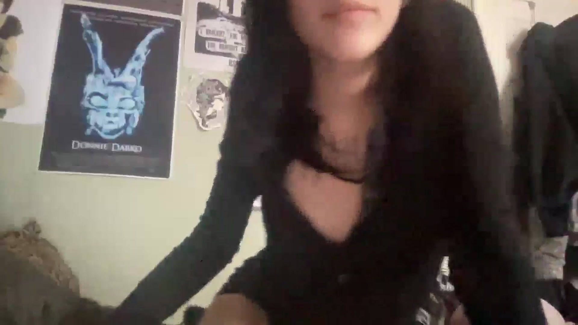 Gallery image thumbnail from Liz3valentine's myfreecams stream on, 12/31/2024, 19:34 image 10 of 20