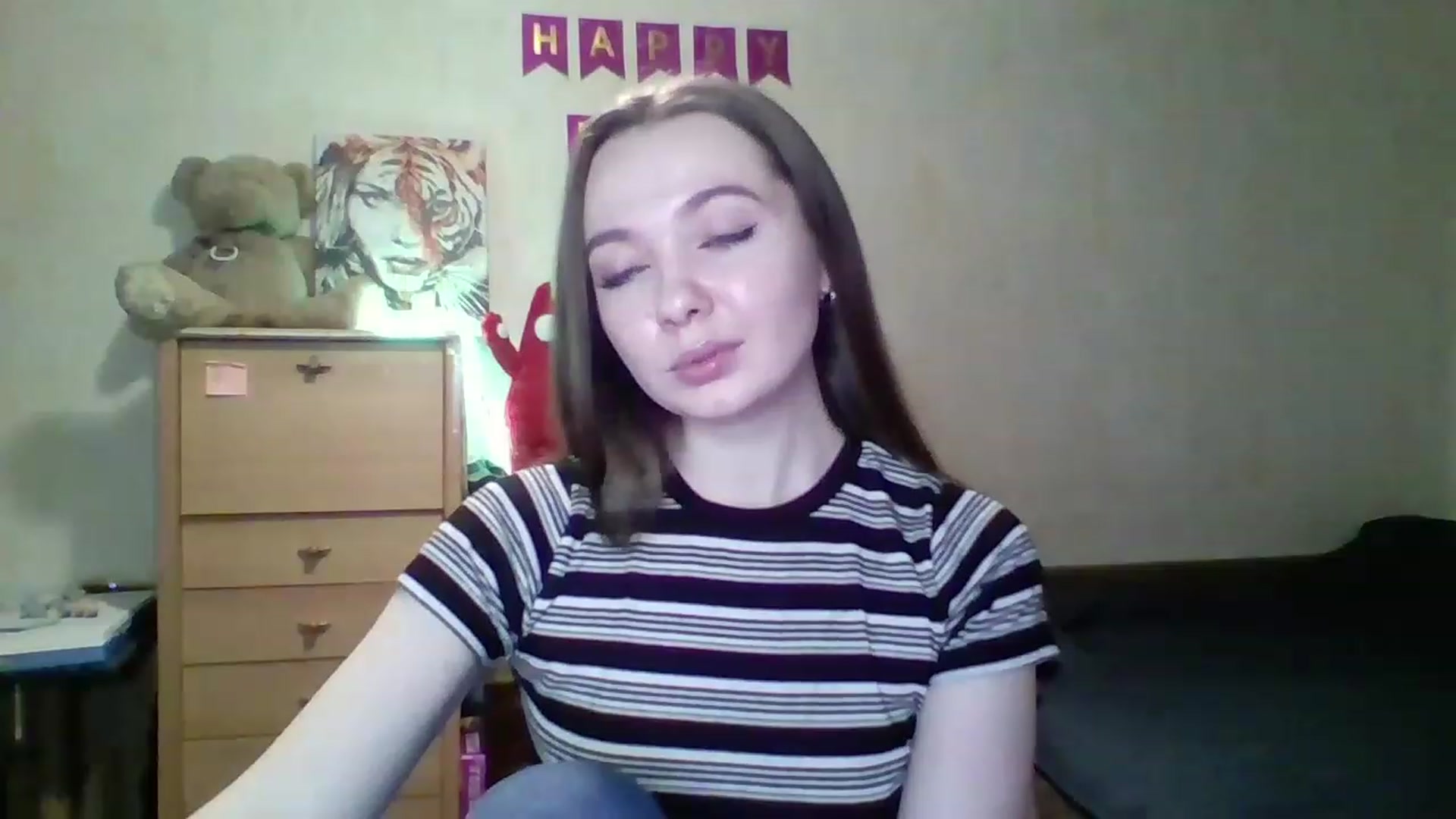 Gallery image thumbnail from LizaGhost's myfreecams stream on, 11/17/2022, 16:20 image 10 of 20