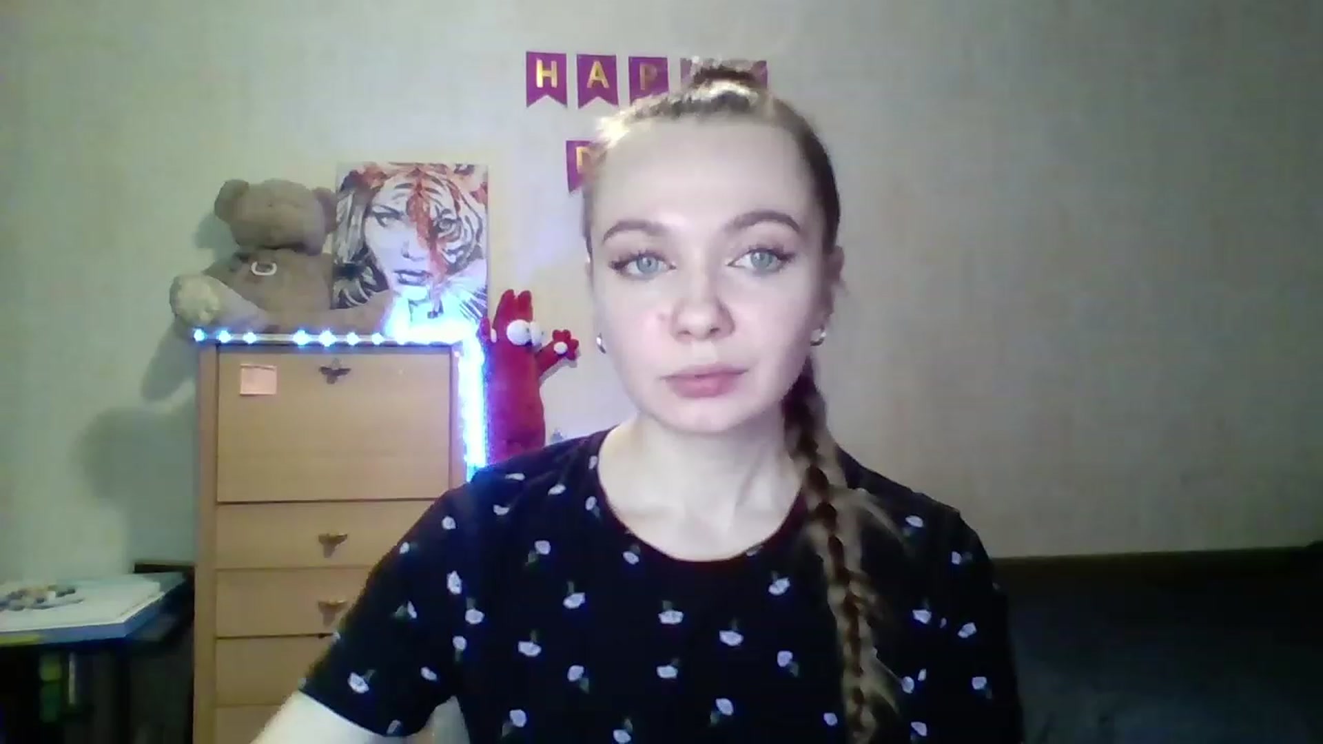 Gallery image thumbnail from LizaGhost's myfreecams stream on, 11/19/2022, 17:56 image 8 of 20
