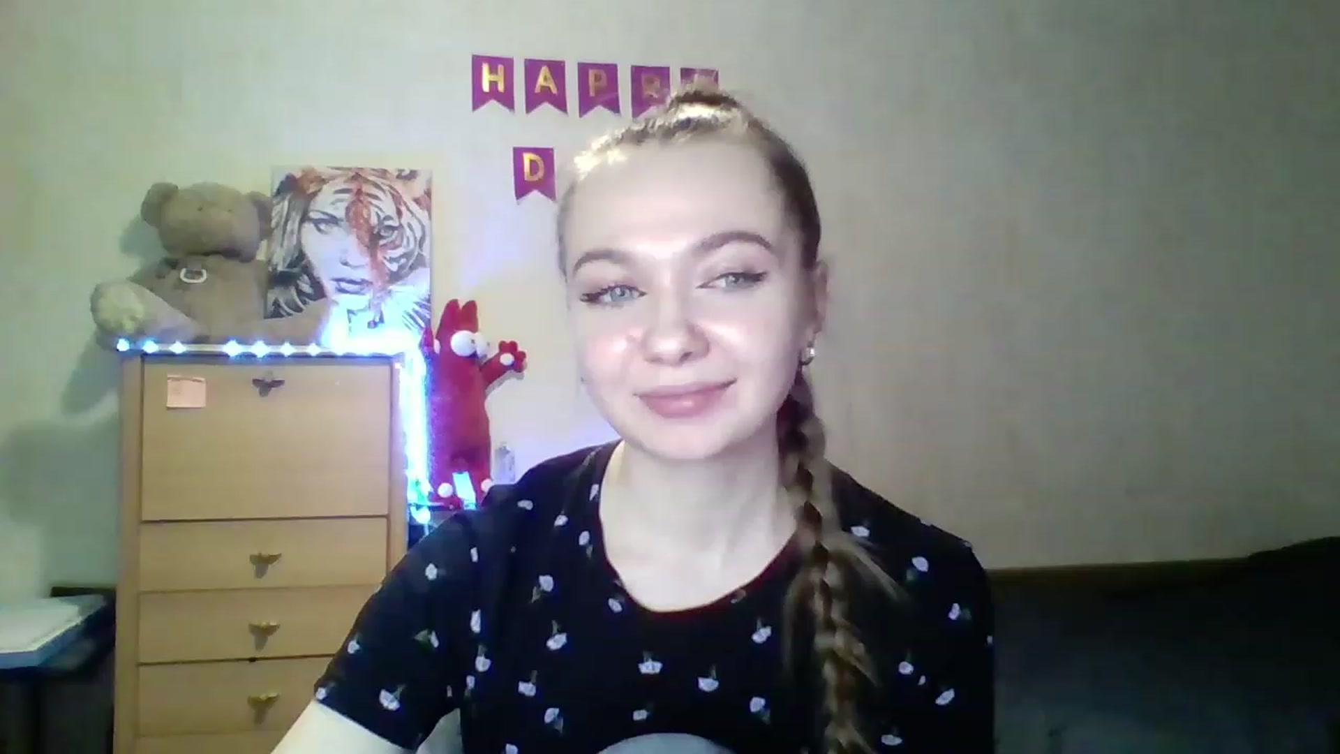 Gallery image thumbnail from LizaGhost's myfreecams stream on, 11/19/2022, 17:56 image 20 of 20