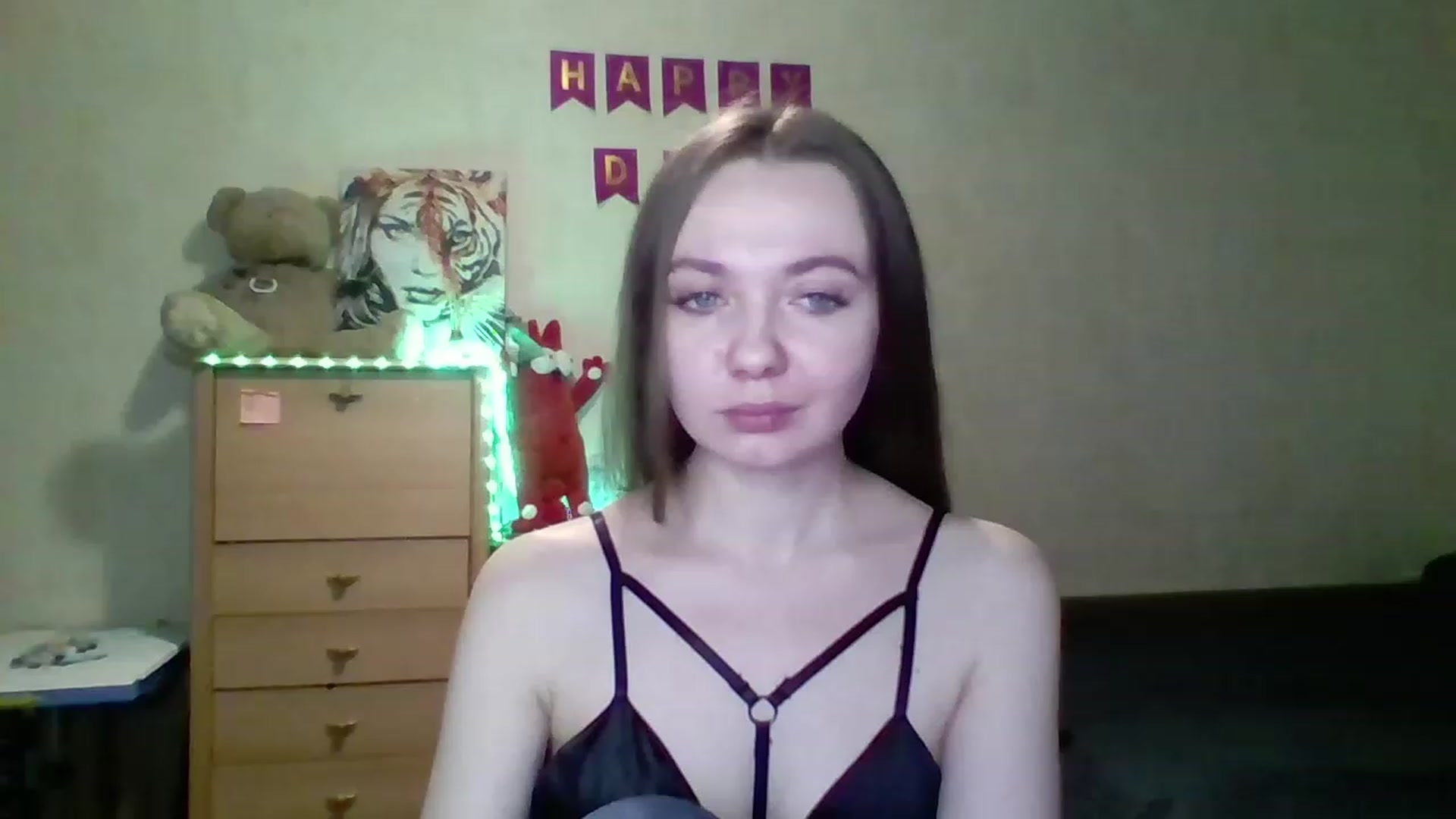 Gallery image thumbnail from LizaGhost's myfreecams stream on, 11/20/2022, 15:38 image 2 of 20
