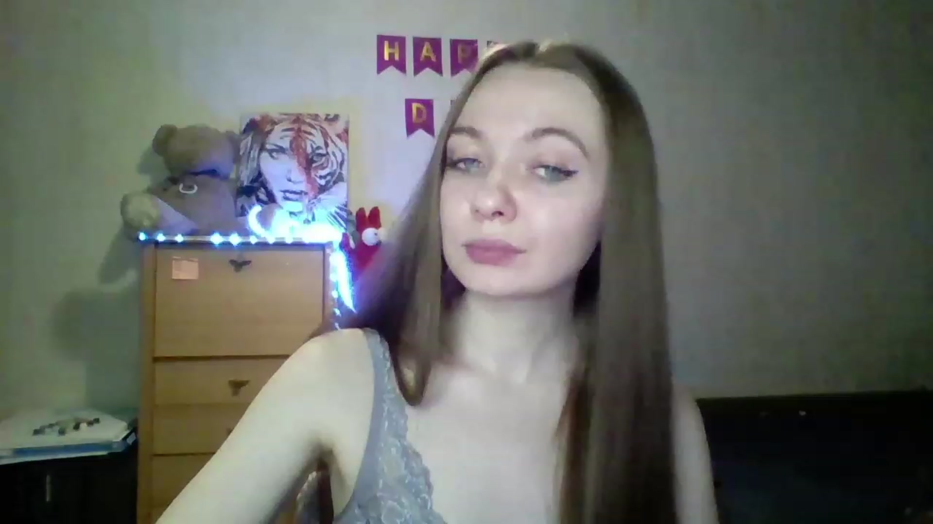 Gallery image thumbnail from LizaGhost's myfreecams stream on, 11/22/2022, 11:08 image 19 of 20