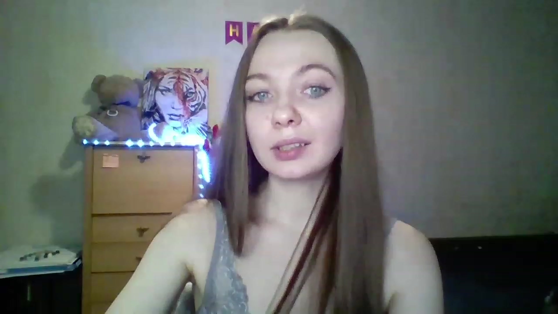 Gallery image thumbnail from LizaGhost's myfreecams stream on, 11/22/2022, 11:08 image 20 of 20