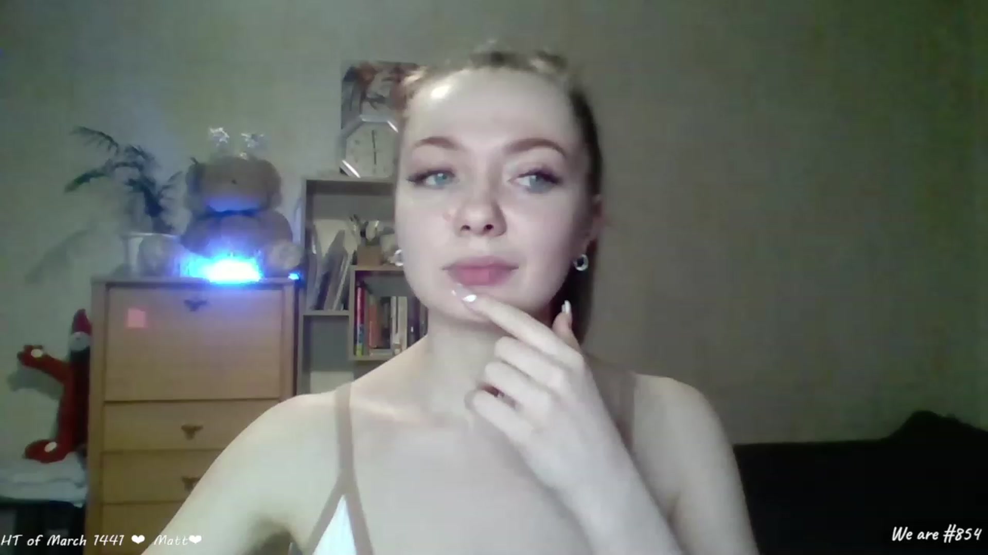 Gallery image thumbnail from LizaGhost's myfreecams stream on, 03/04/2023, 18:37 image 1 of 20