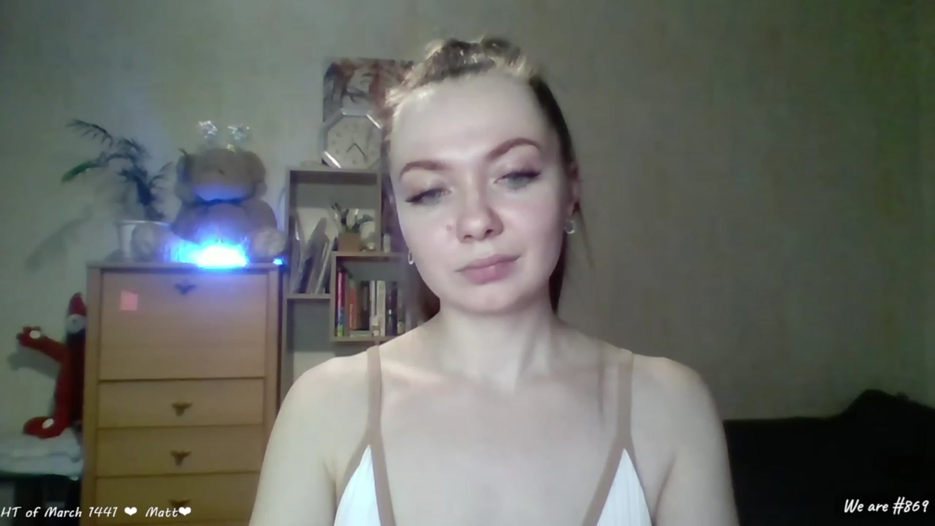Gallery image thumbnail from LizaGhost's myfreecams stream on, 03/04/2023, 18:37 image 12 of 20