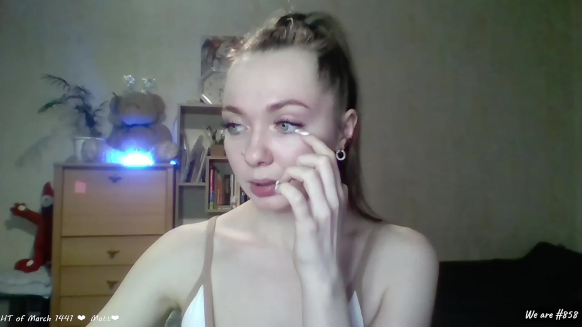 Gallery image thumbnail from LizaGhost's myfreecams stream on, 03/04/2023, 18:37 image 4 of 20
