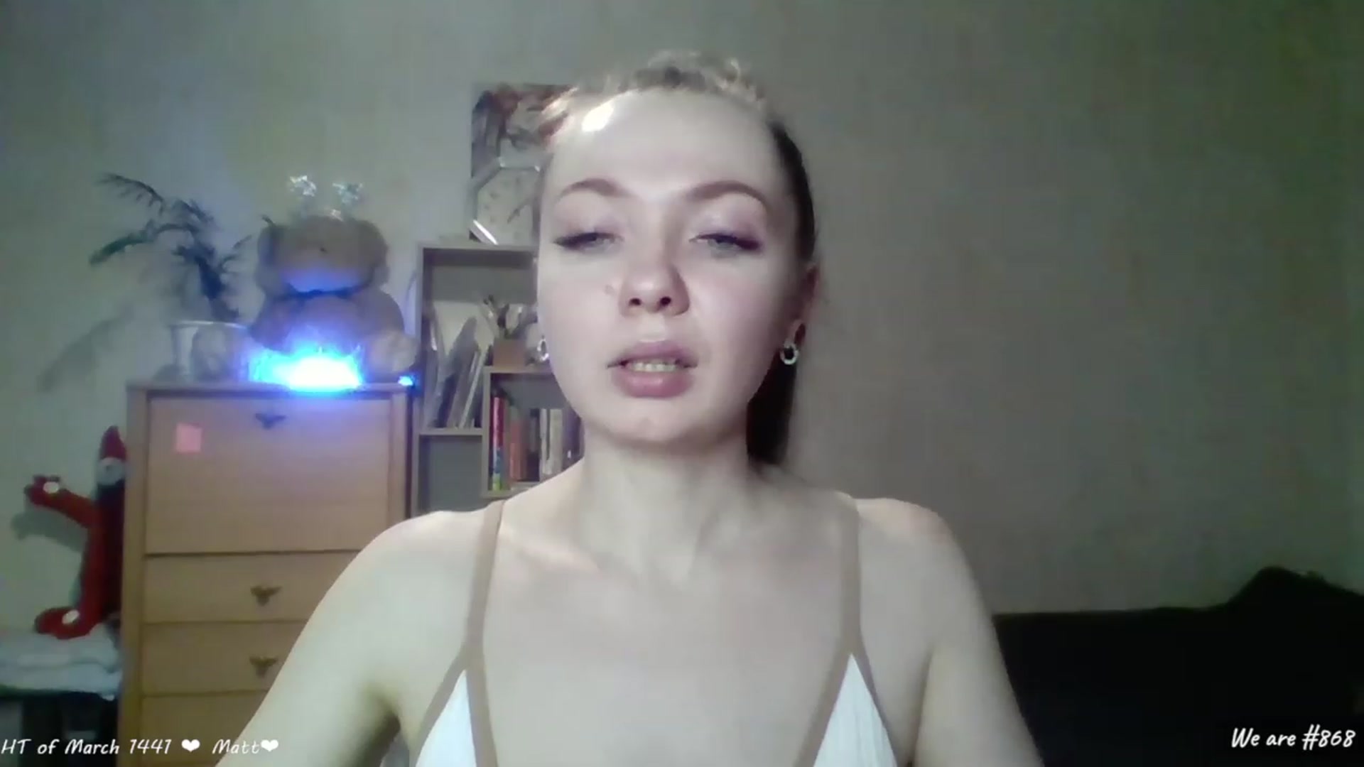Gallery image thumbnail from LizaGhost's myfreecams stream on, 03/04/2023, 18:37 image 10 of 20