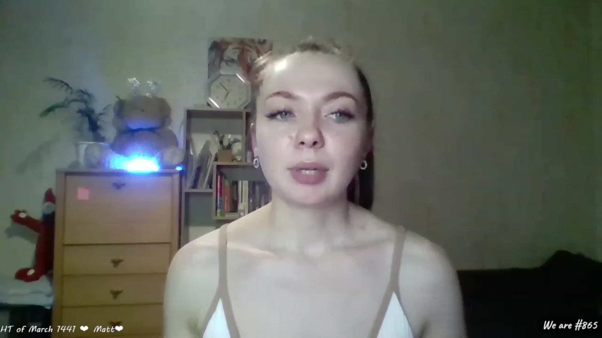 Gallery image thumbnail from LizaGhost's myfreecams stream on, 03/04/2023, 18:37 image 8 of 20