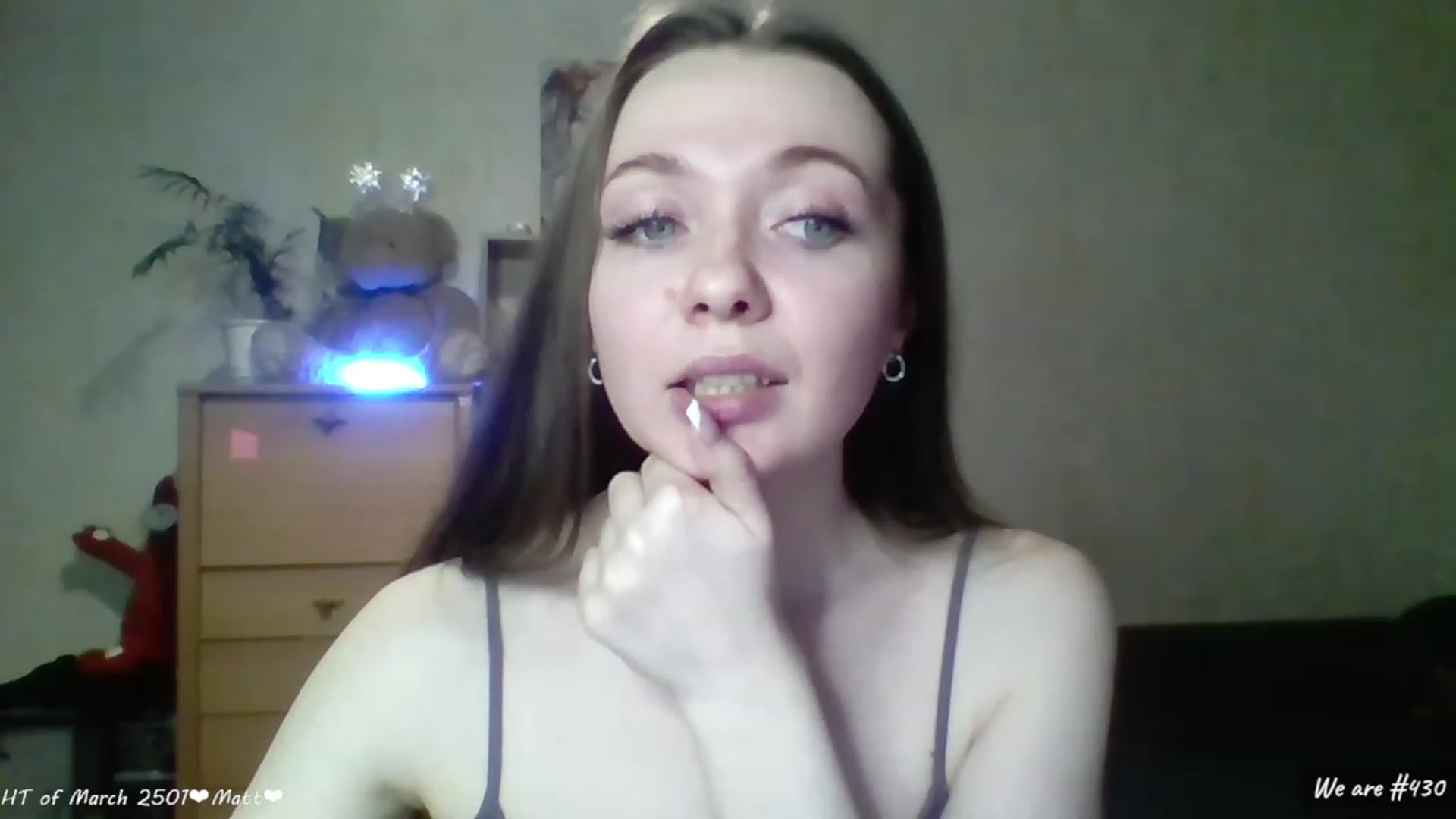 Gallery image thumbnail from LizaGhost's myfreecams stream on, 03/06/2023, 17:10 image 4 of 20