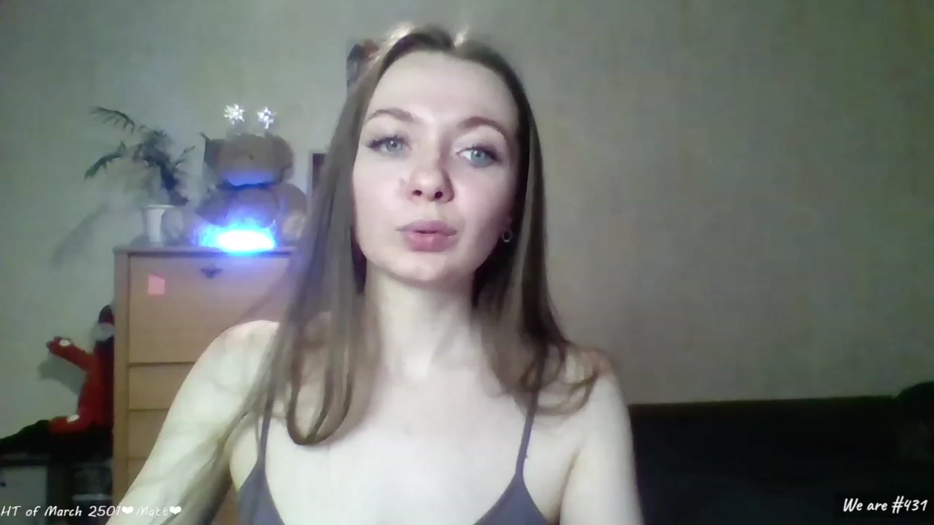 Gallery image thumbnail from LizaGhost's myfreecams stream on, 03/06/2023, 17:10 image 18 of 20
