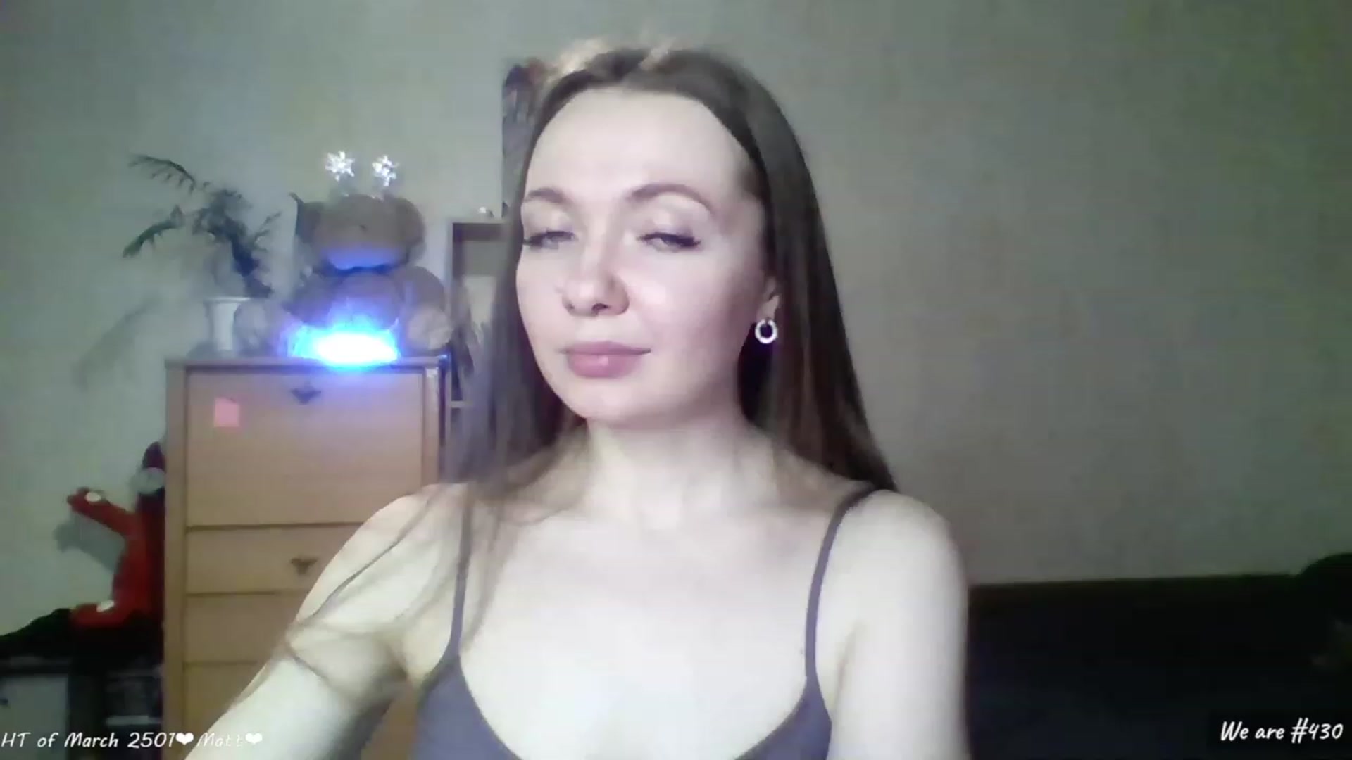 Gallery image thumbnail from LizaGhost's myfreecams stream on, 03/06/2023, 17:10 image 1 of 20