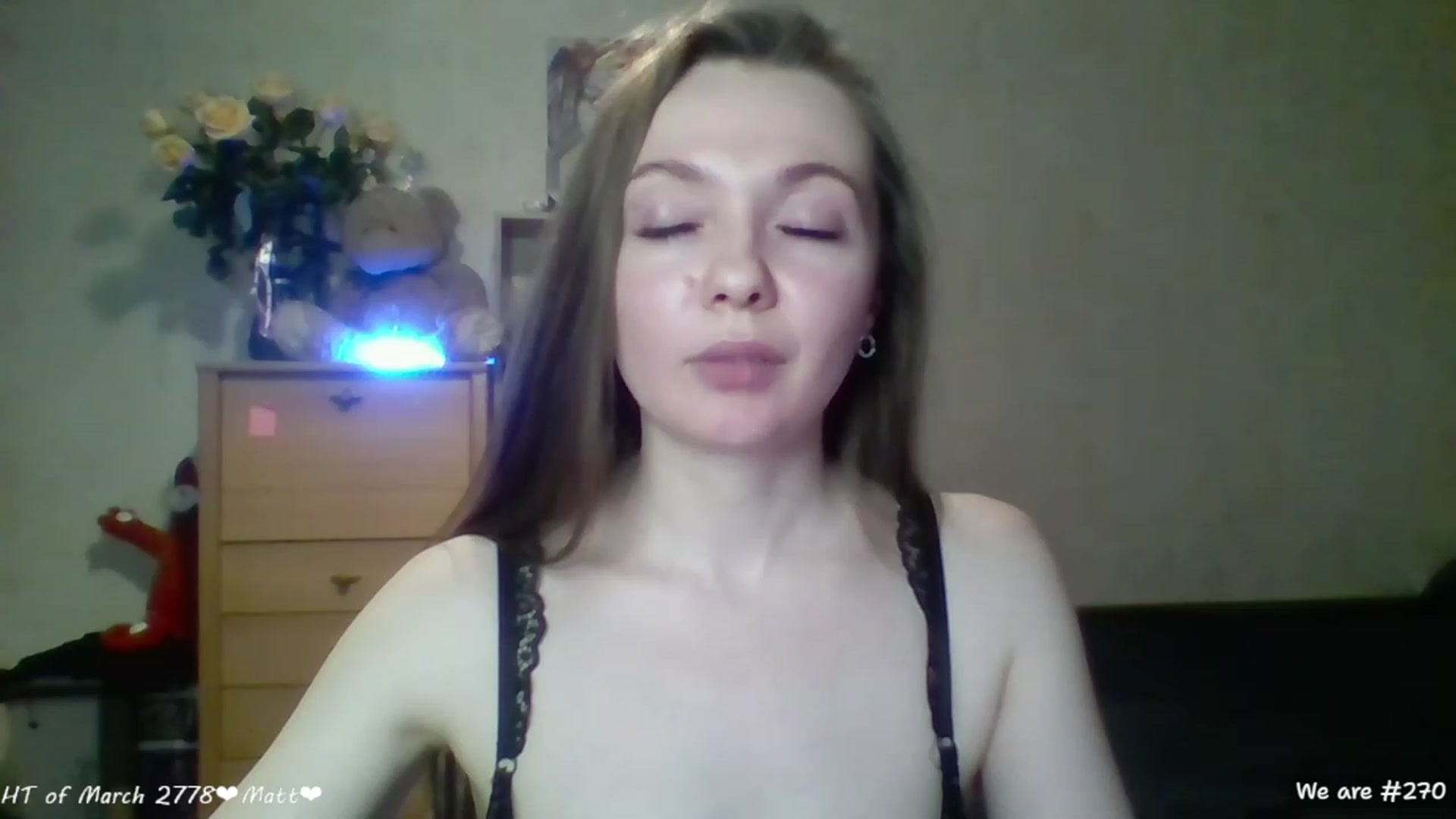 Gallery image thumbnail from LizaGhost's myfreecams stream on, 03/07/2023, 19:18 image 9 of 20