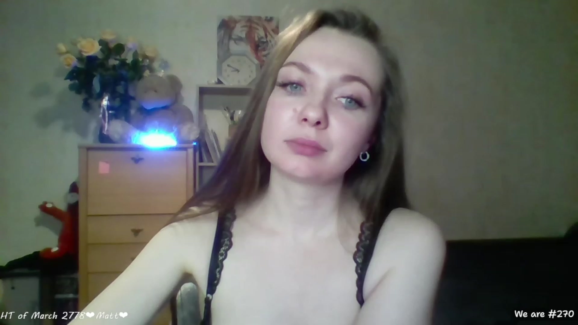 Gallery image thumbnail from LizaGhost's myfreecams stream on, 03/07/2023, 19:18 image 10 of 20