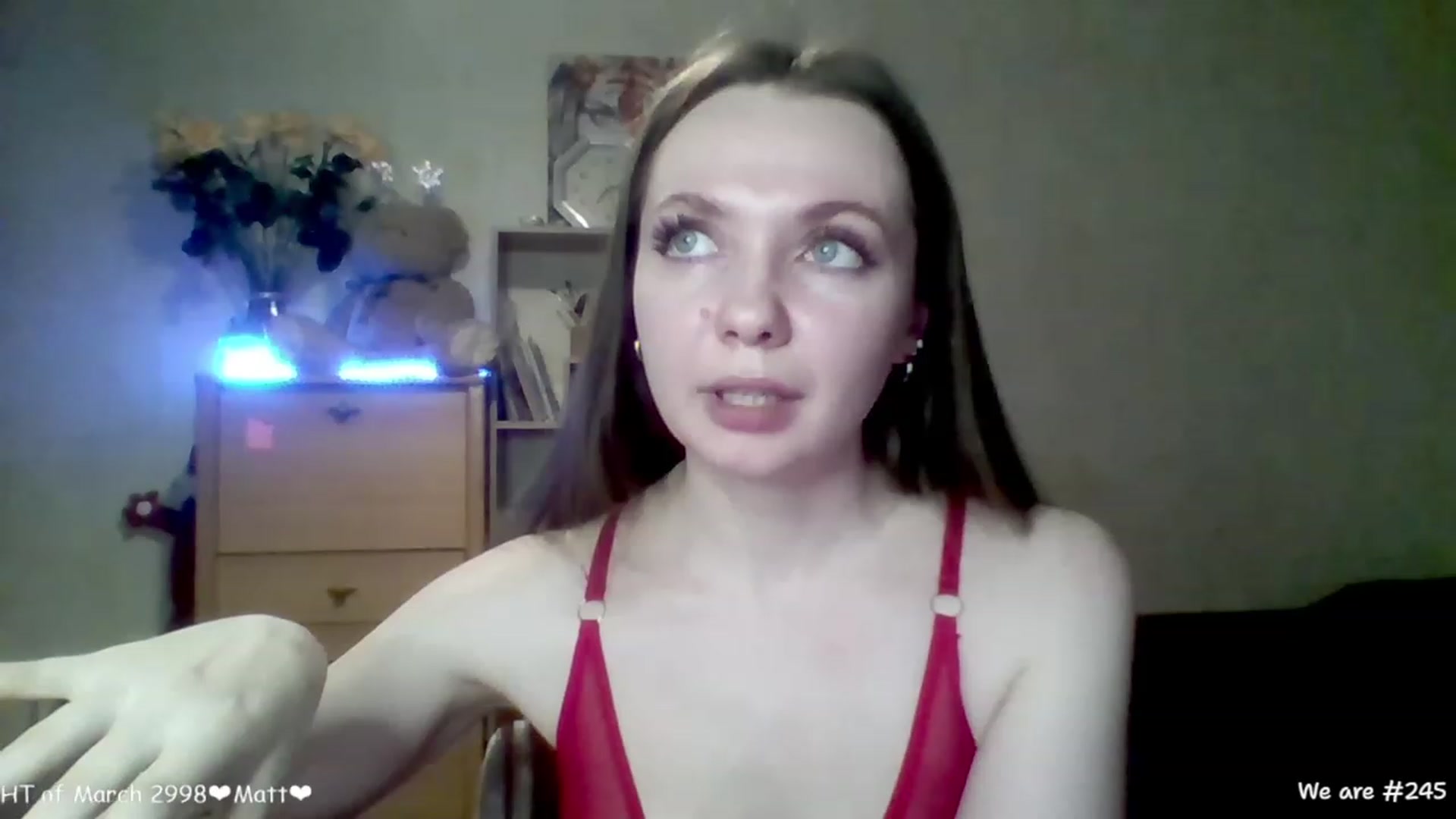 Gallery image thumbnail from LizaGhost's myfreecams stream on, 03/08/2023, 17:33 image 17 of 20