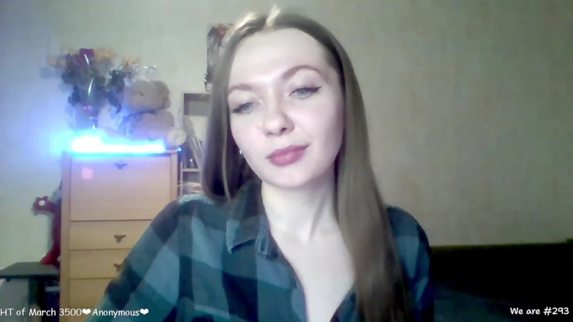 Gallery image thumbnail from LizaGhost's myfreecams stream on, 03/12/2023, 14:57 image 10 of 20