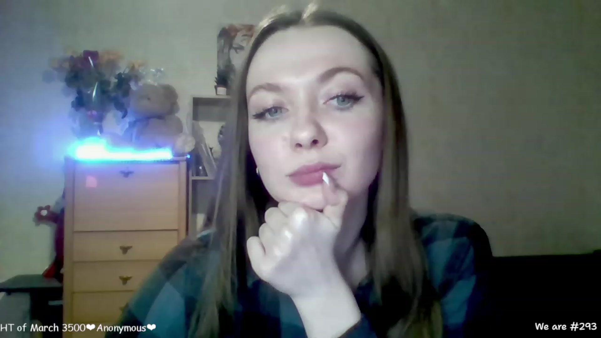 Gallery image thumbnail from LizaGhost's myfreecams stream on, 03/12/2023, 14:57 image 3 of 20