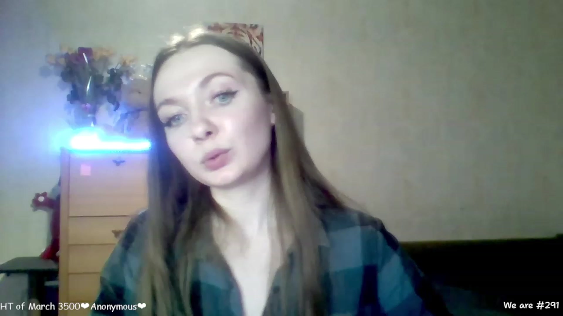 Gallery image thumbnail from LizaGhost's myfreecams stream on, 03/12/2023, 16:10 image 17 of 20