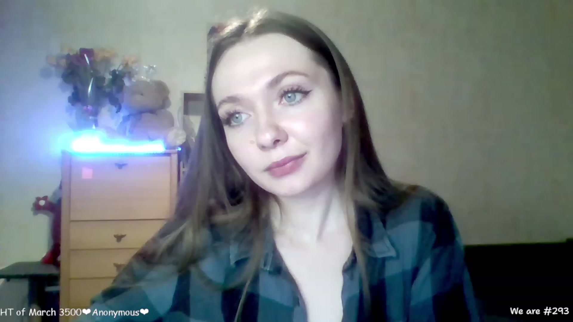 Gallery image thumbnail from LizaGhost's myfreecams stream on, 03/12/2023, 16:10 image 7 of 20