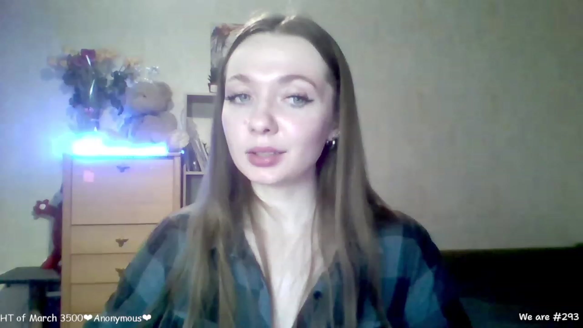 Gallery image thumbnail from LizaGhost's myfreecams stream on, 03/12/2023, 16:10 image 12 of 20