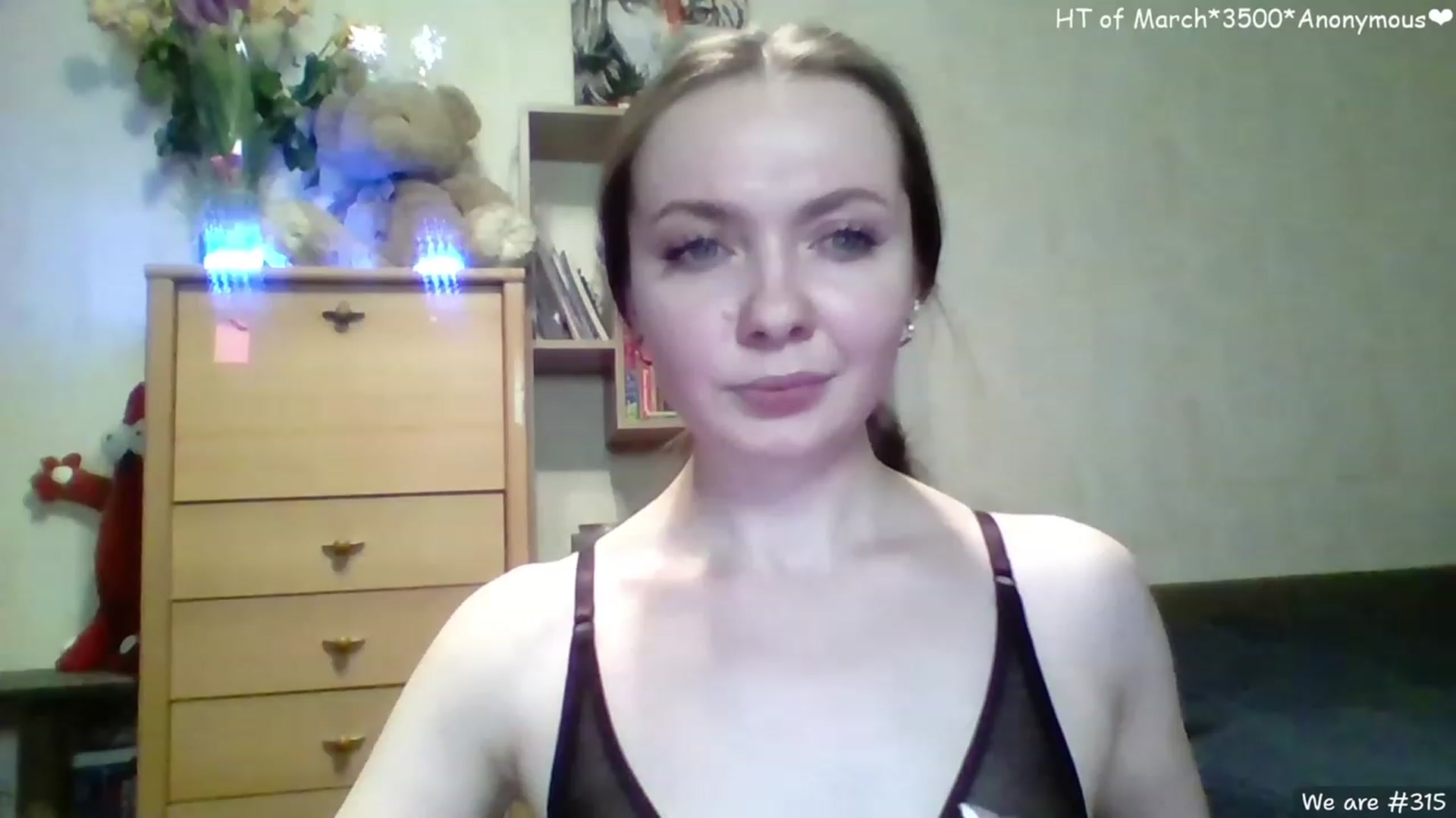 Gallery image thumbnail from LizaGhost's myfreecams stream on, 03/13/2023, 15:45 image 17 of 20