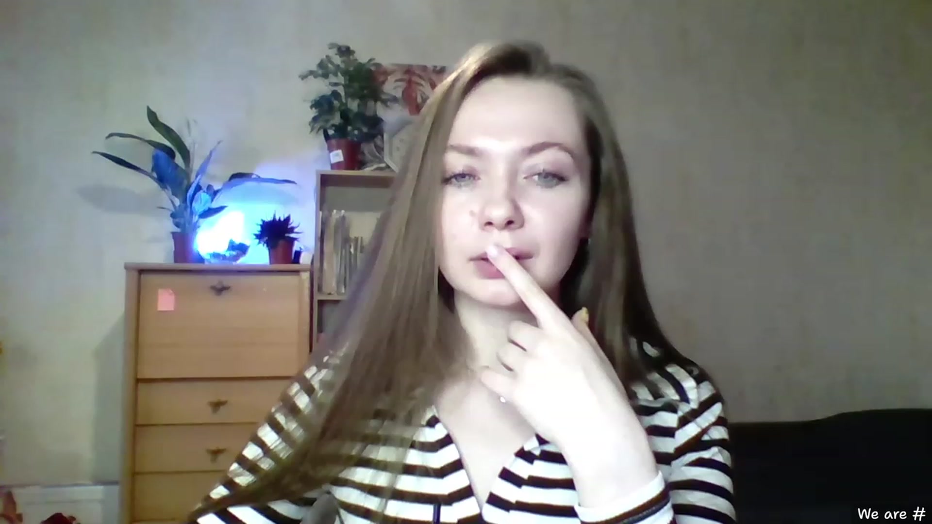 Gallery image thumbnail from LizaGhost's myfreecams stream on, 04/05/2023, 13:19 image 19 of 20