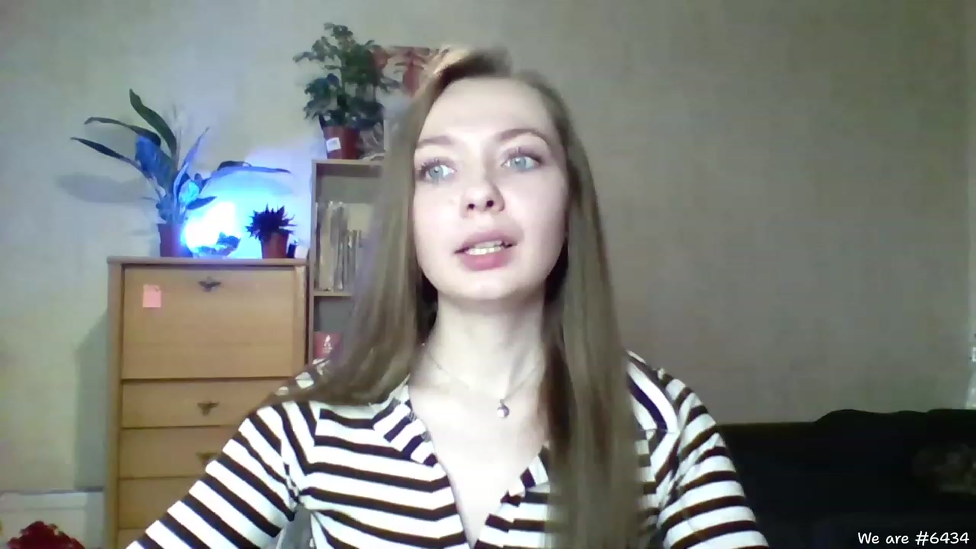 Gallery image thumbnail from LizaGhost's myfreecams stream on, 04/05/2023, 15:36 image 2 of 20