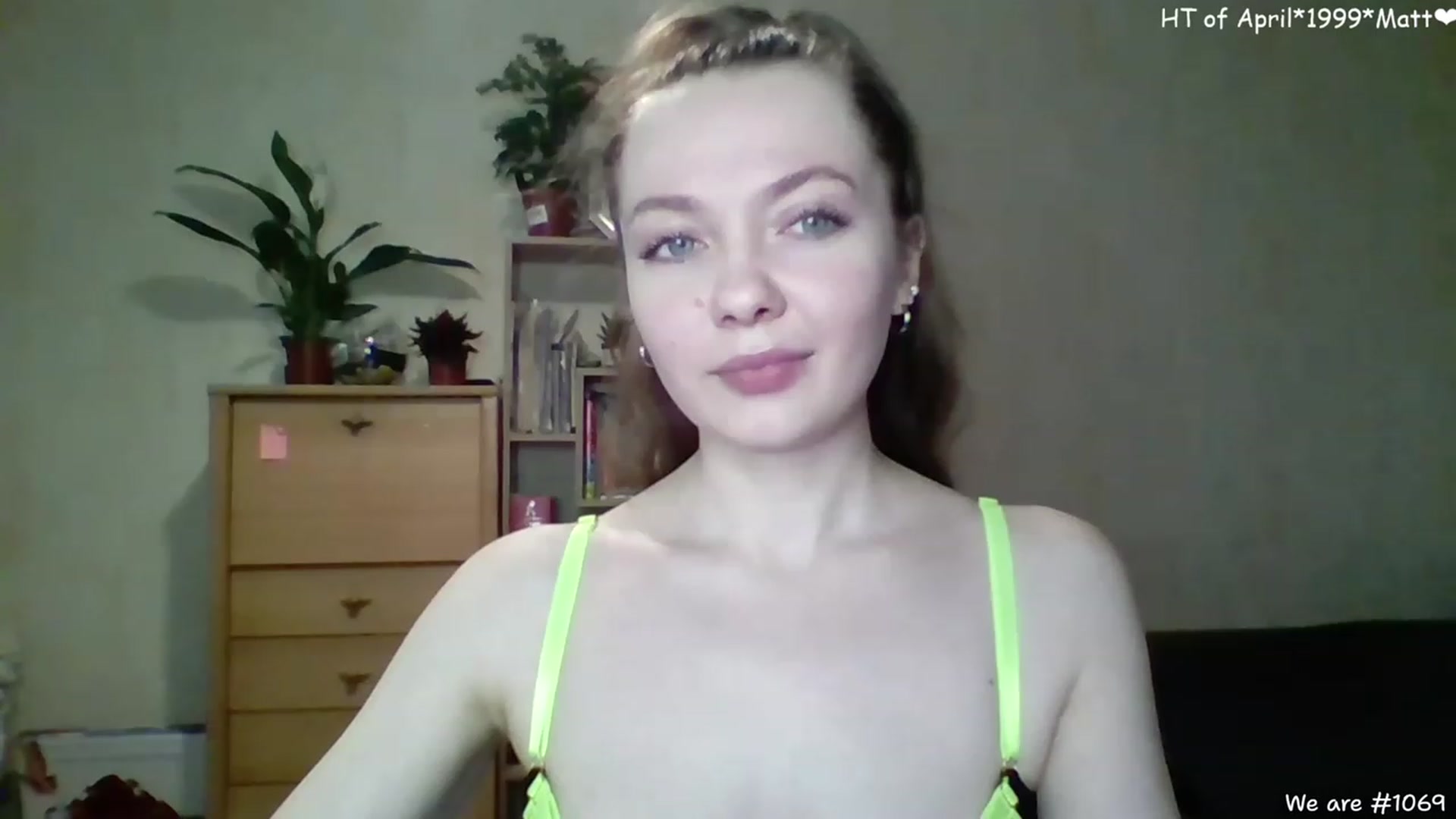 Gallery image thumbnail from LizaGhost's myfreecams stream on, 04/07/2023, 14:18 image 5 of 20