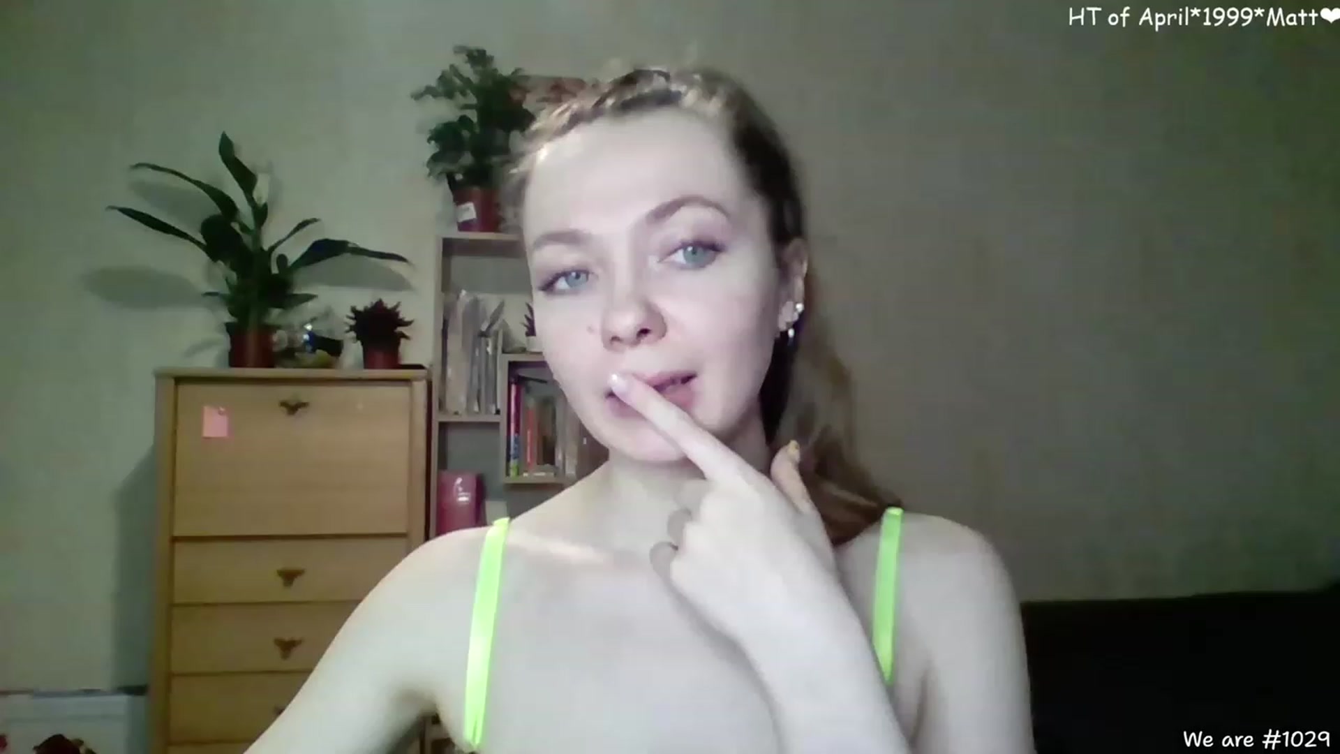 Gallery image thumbnail from LizaGhost's myfreecams stream on, 04/07/2023, 16:01 image 6 of 20