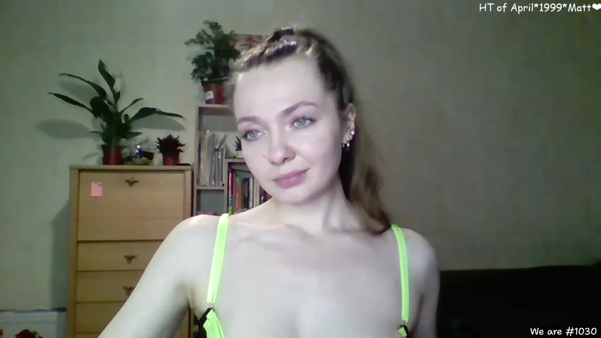 Gallery image thumbnail from LizaGhost's myfreecams stream on, 04/07/2023, 16:01 image 10 of 20
