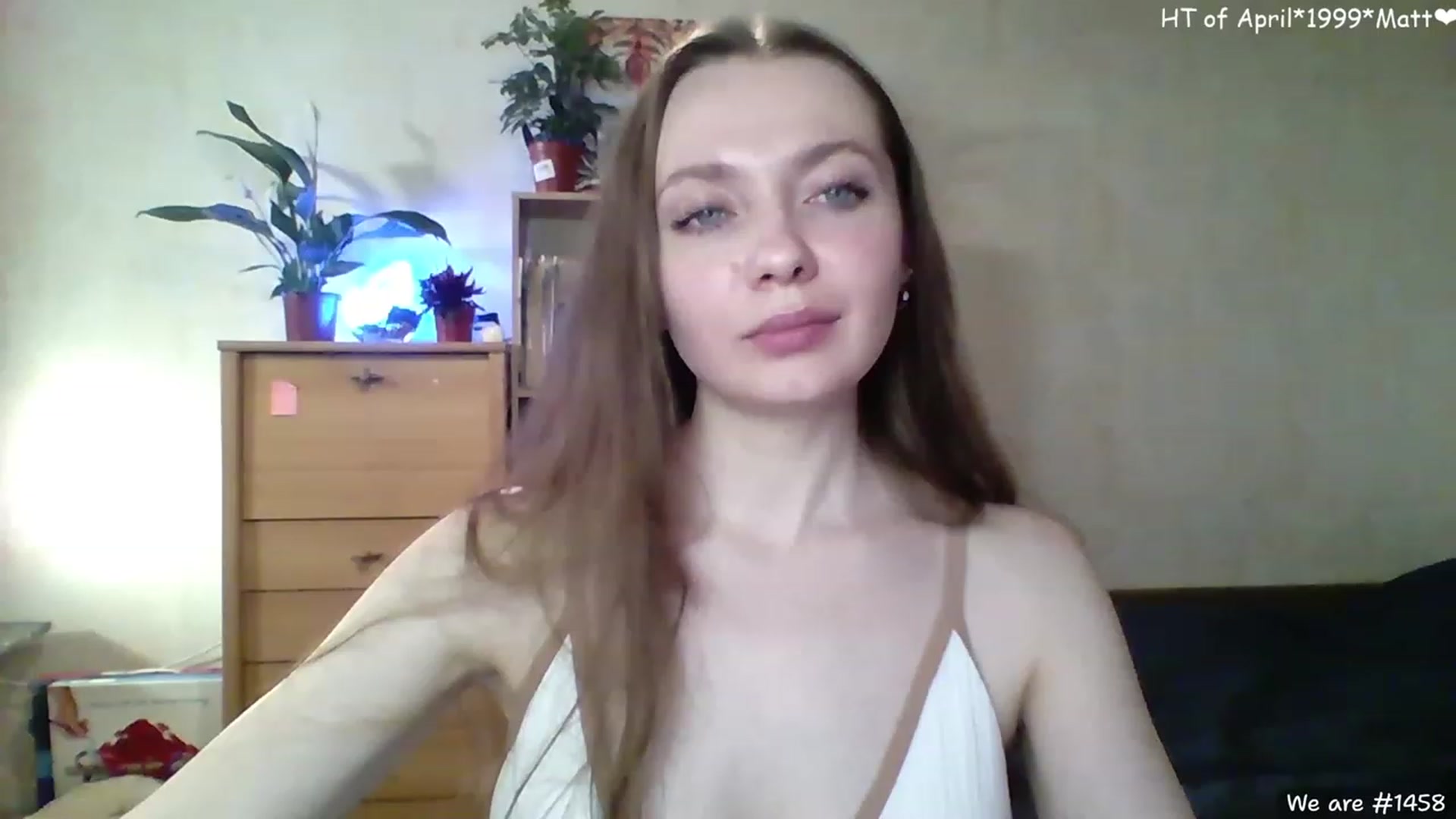 Gallery image thumbnail from LizaGhost's myfreecams stream on, 04/10/2023, 14:49 image 15 of 20