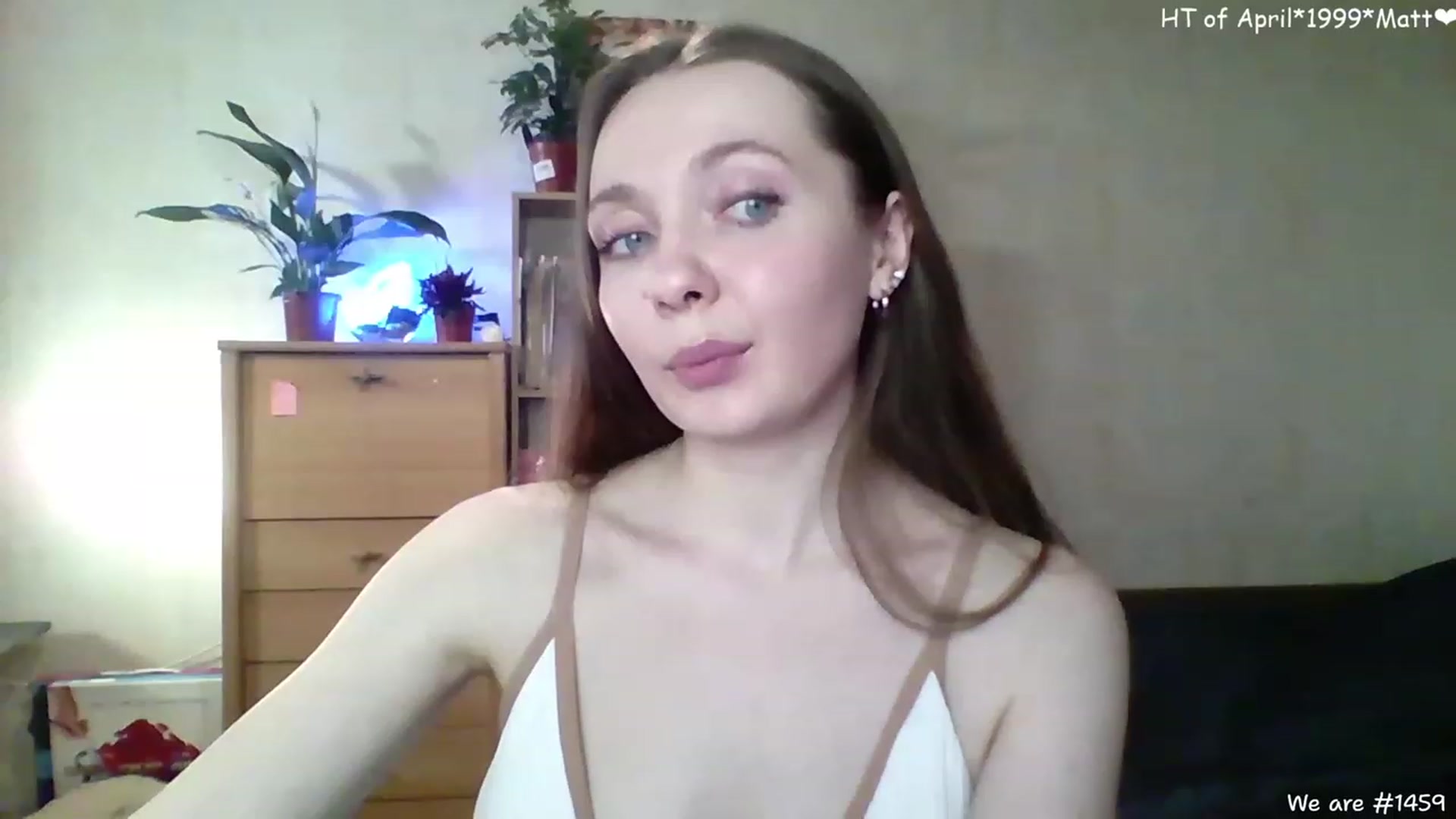 Gallery image thumbnail from LizaGhost's myfreecams stream on, 04/10/2023, 14:49 image 17 of 20