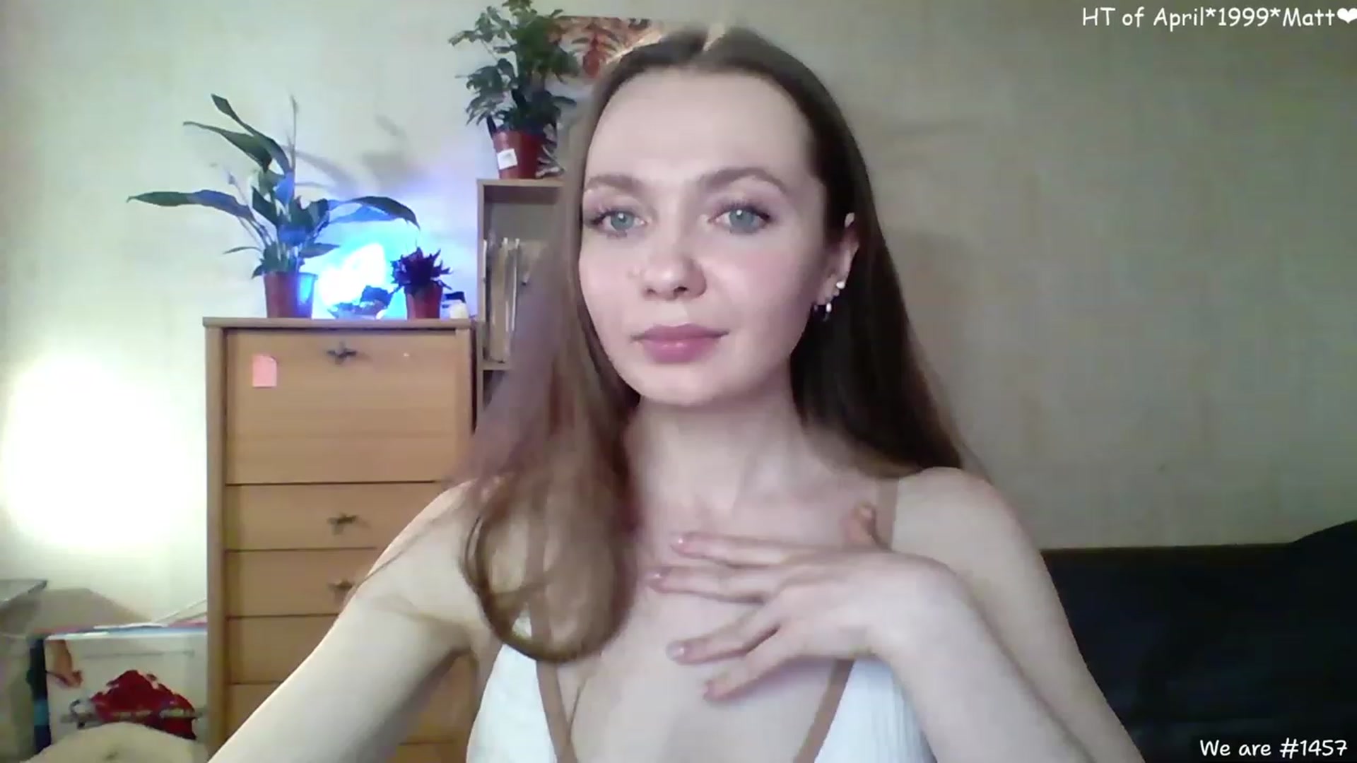 Gallery image thumbnail from LizaGhost's myfreecams stream on, 04/10/2023, 14:49 image 14 of 20