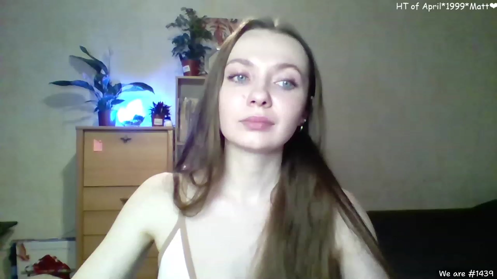 Gallery image thumbnail from LizaGhost's myfreecams stream on, 04/10/2023, 16:00 image 19 of 20