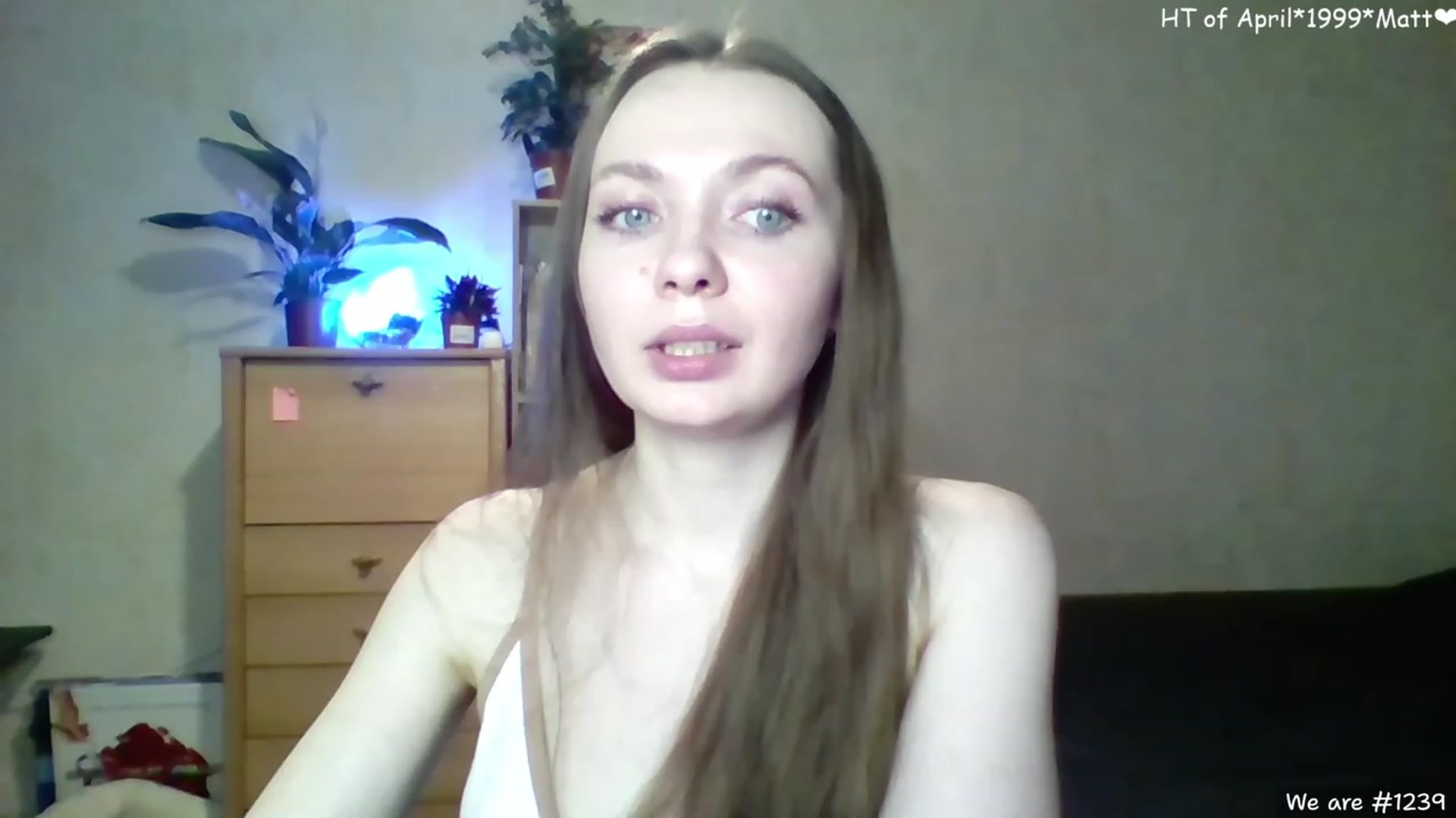 Gallery image thumbnail from LizaGhost's myfreecams stream on, 04/10/2023, 17:02 image 19 of 20