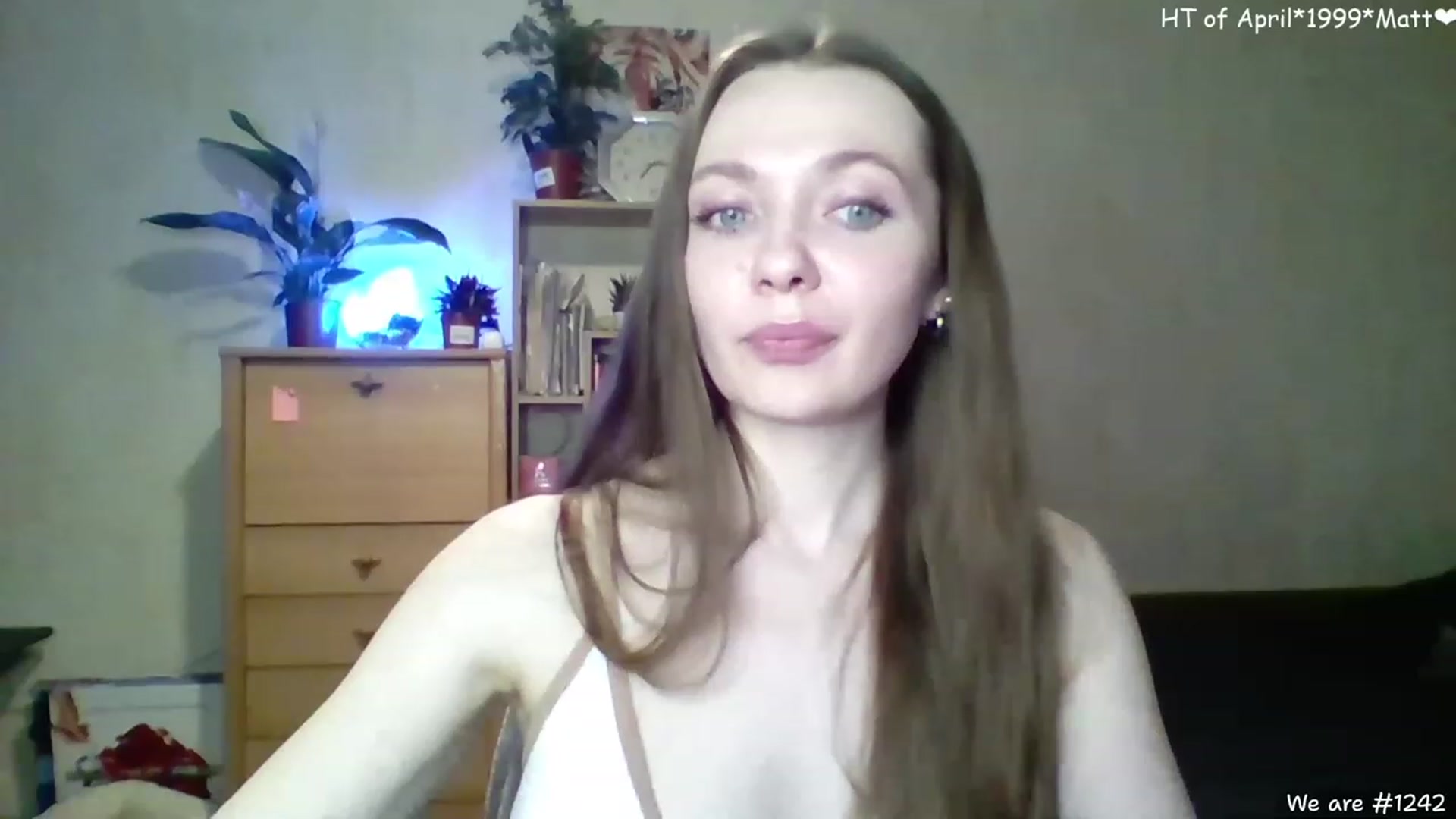 Gallery image thumbnail from LizaGhost's myfreecams stream on, 04/10/2023, 17:02 image 6 of 20