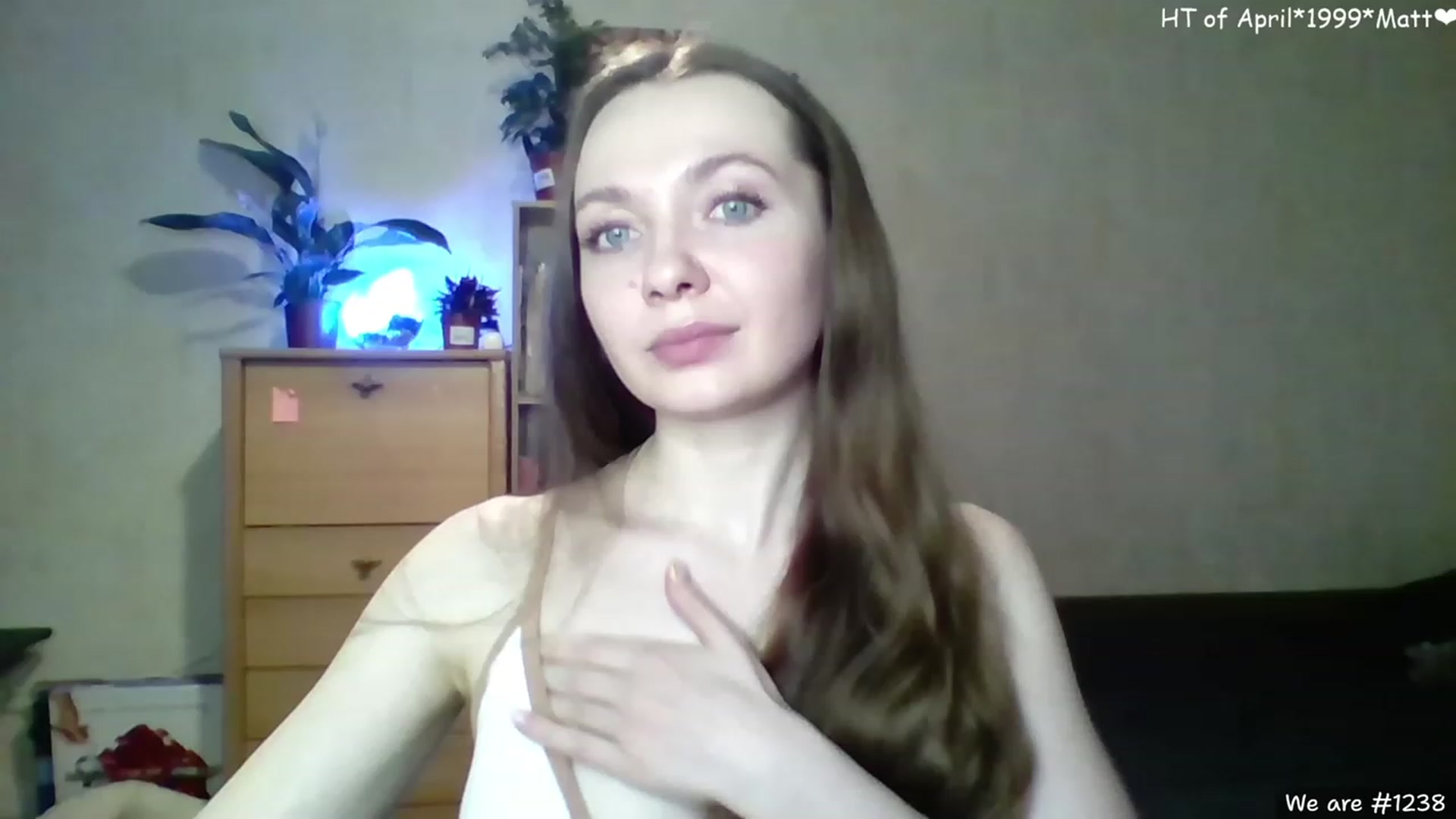 Gallery image thumbnail from LizaGhost's myfreecams stream on, 04/10/2023, 17:02 image 13 of 20