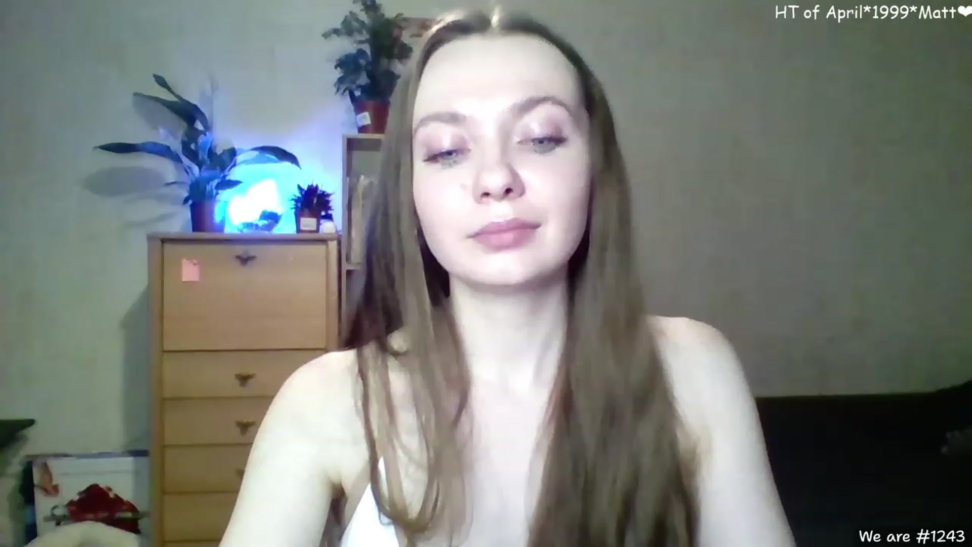 Gallery image thumbnail from LizaGhost's myfreecams stream on, 04/10/2023, 17:02 image 8 of 20