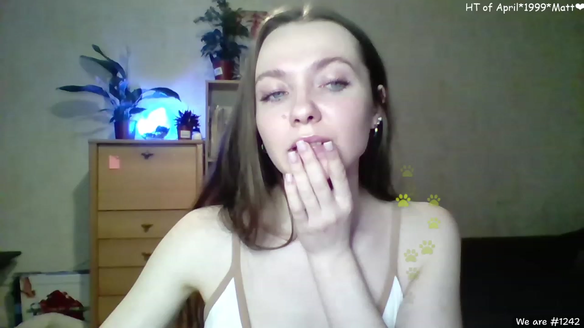 Gallery image thumbnail from LizaGhost's myfreecams stream on, 04/10/2023, 17:02 image 2 of 20