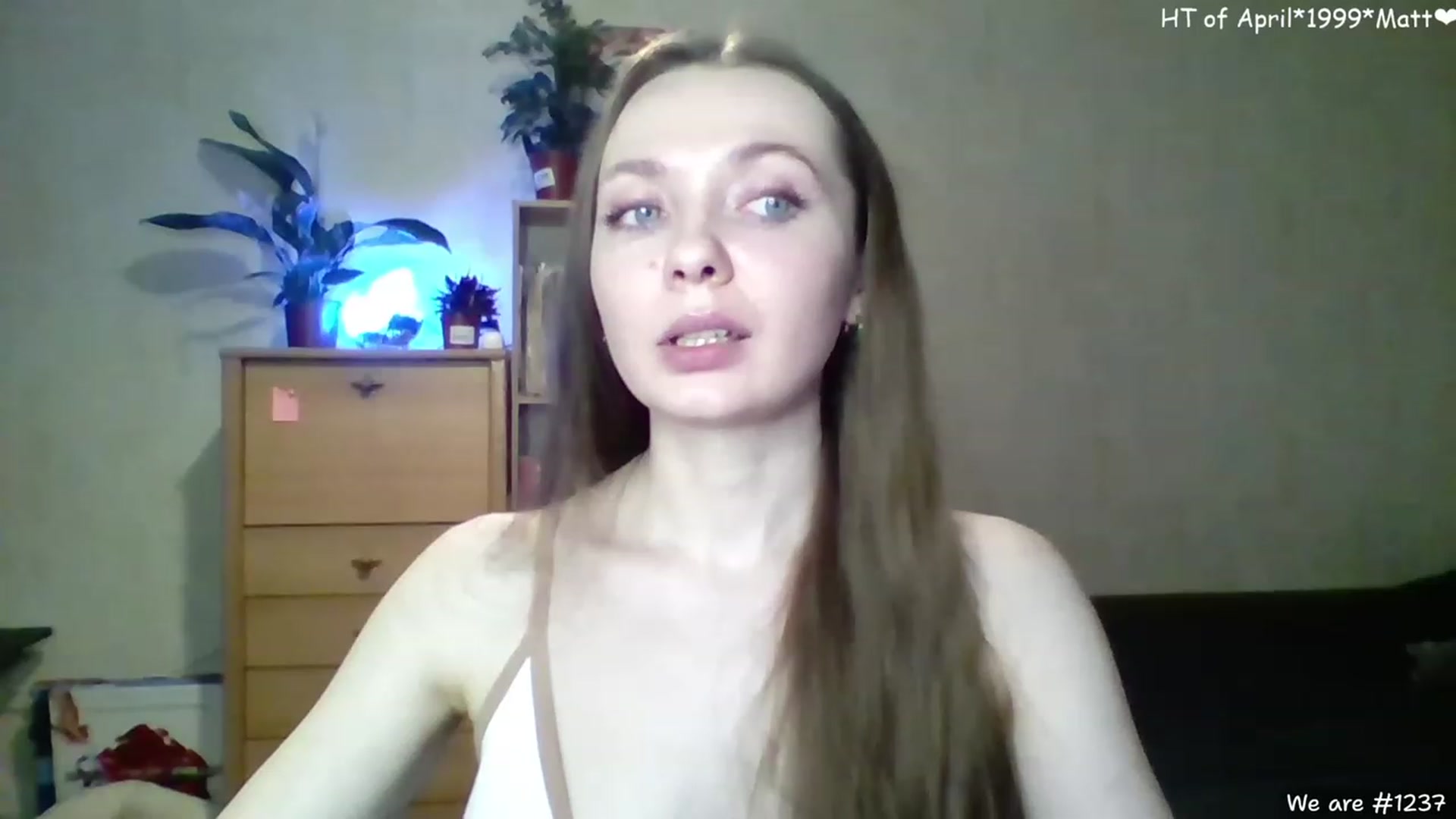 Gallery image thumbnail from LizaGhost's myfreecams stream on, 04/10/2023, 17:02 image 11 of 20