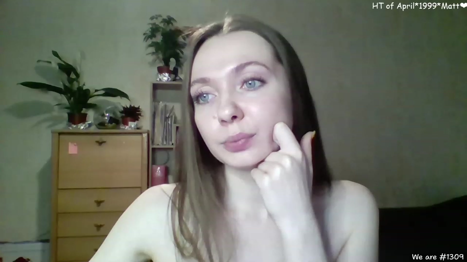 Gallery image thumbnail from LizaGhost's myfreecams stream on, 04/11/2023, 15:45 image 16 of 20