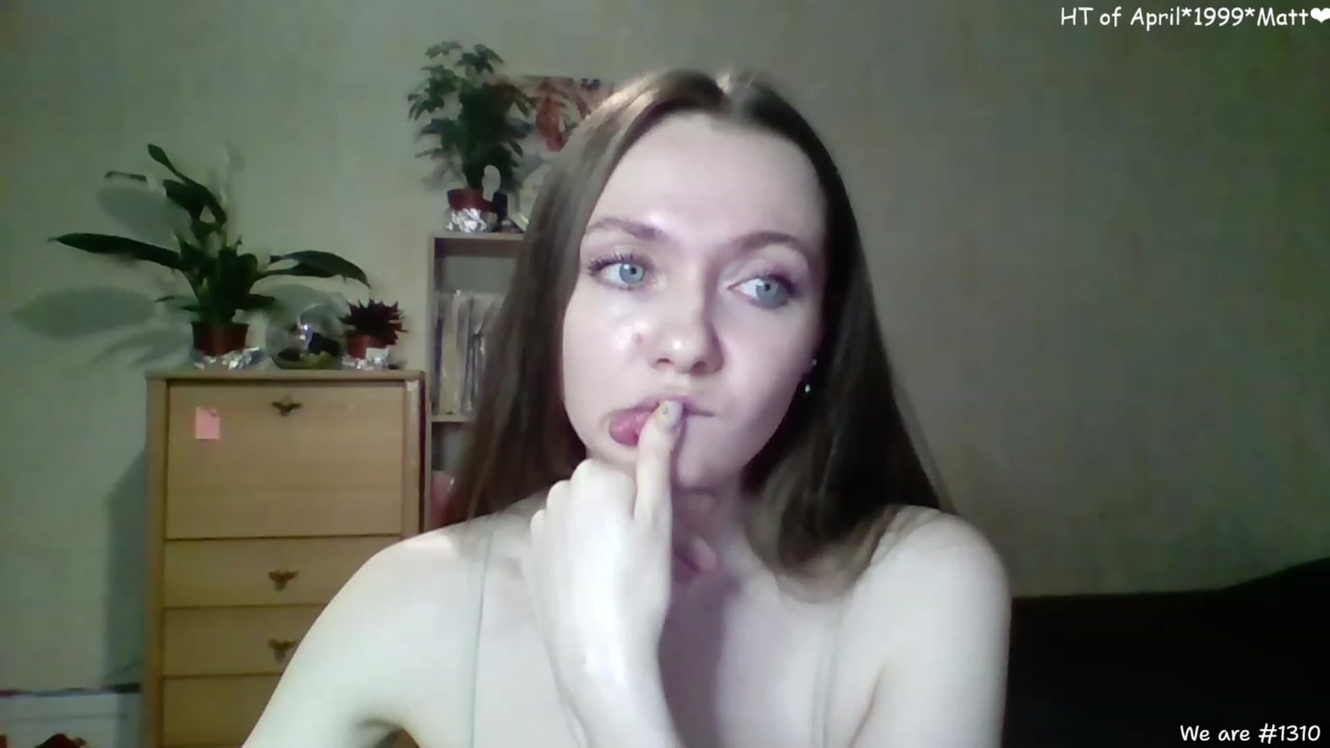 Gallery image thumbnail from LizaGhost's myfreecams stream on, 04/11/2023, 15:45 image 18 of 20