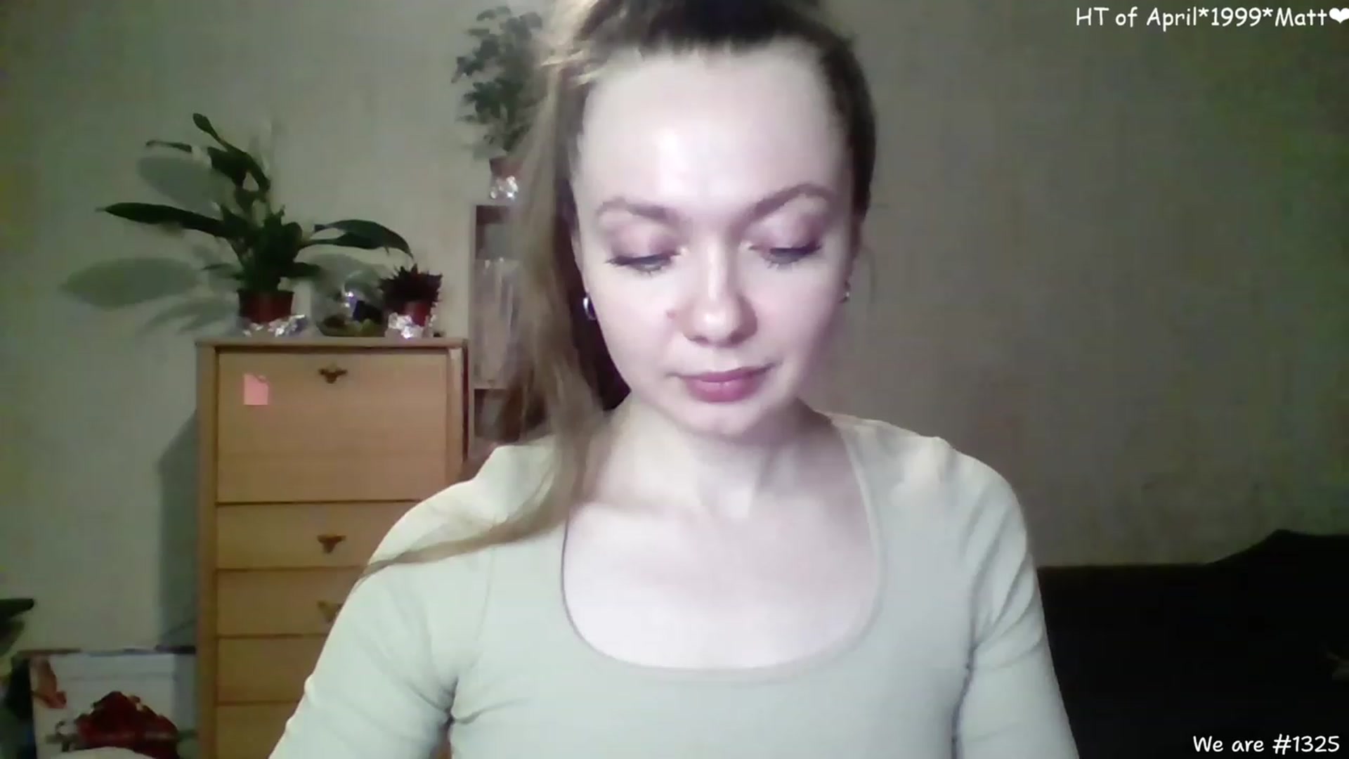 Gallery image thumbnail from LizaGhost's myfreecams stream on, 04/12/2023, 14:46 image 8 of 20