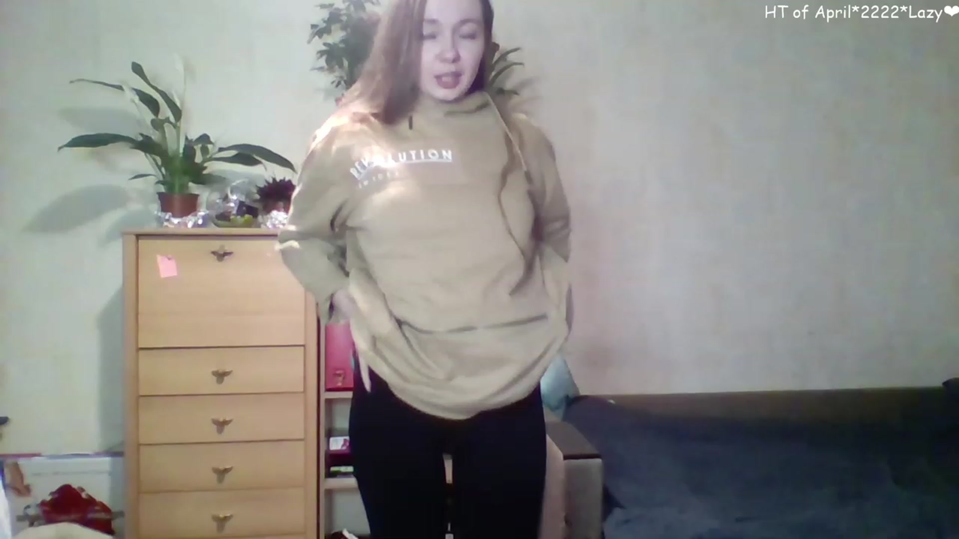 Gallery image thumbnail from LizaGhost's myfreecams stream on, 04/14/2023, 13:39 image 12 of 20