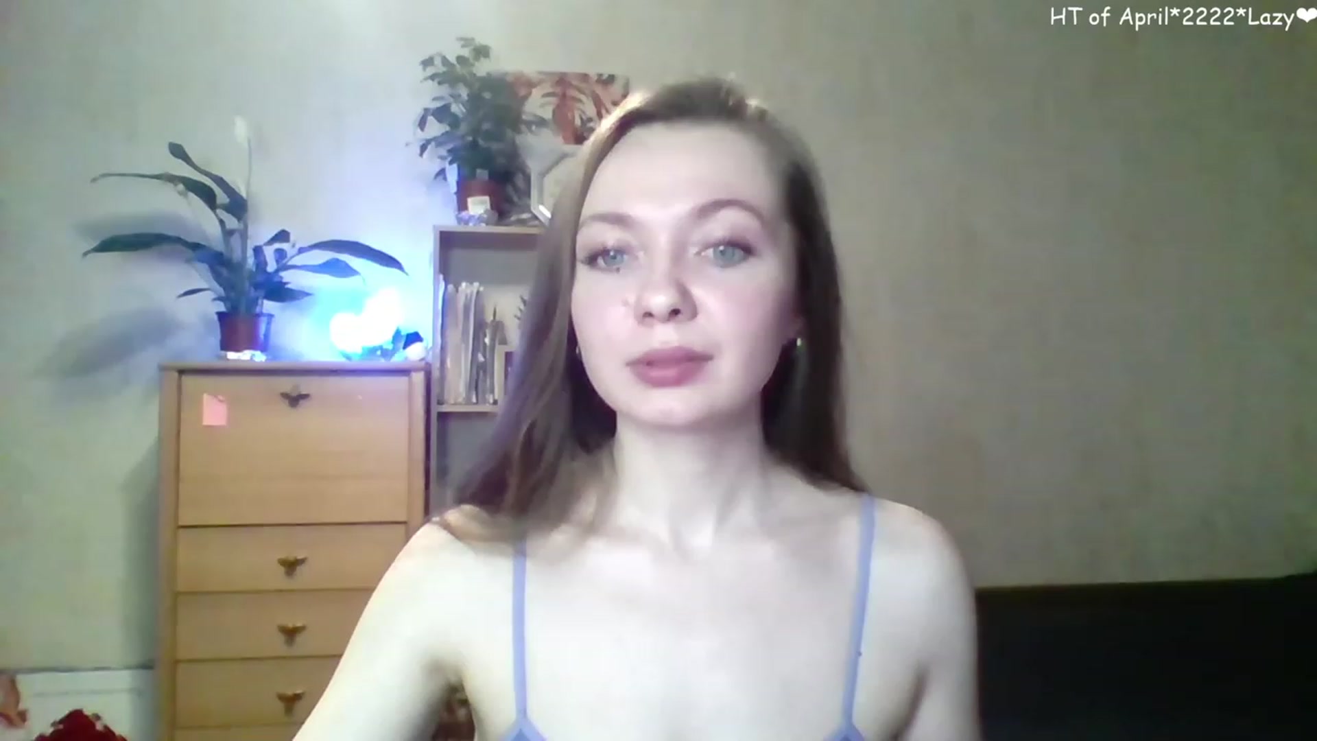 Gallery image thumbnail from LizaGhost's myfreecams stream on, 04/18/2023, 15:16 image 9 of 20