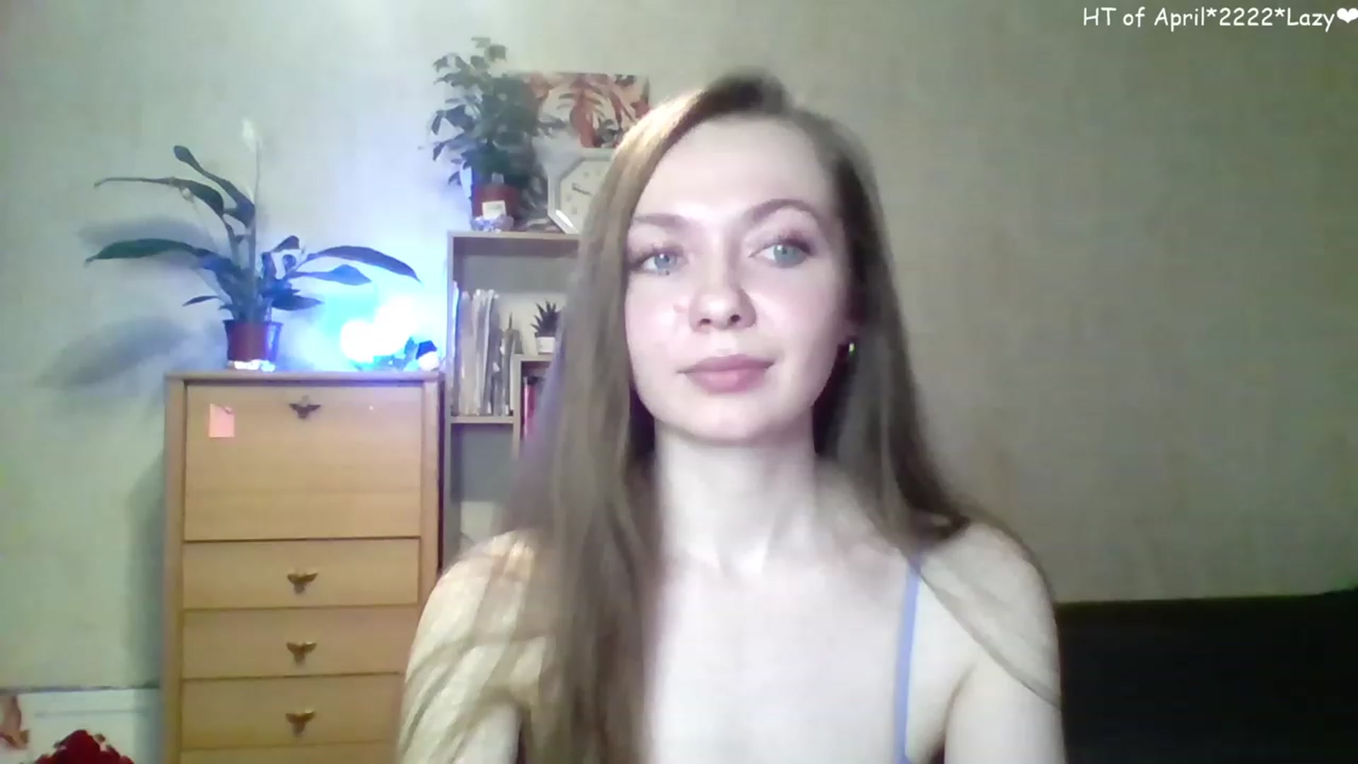 Gallery image thumbnail from LizaGhost's myfreecams stream on, 04/18/2023, 15:16 image 16 of 20