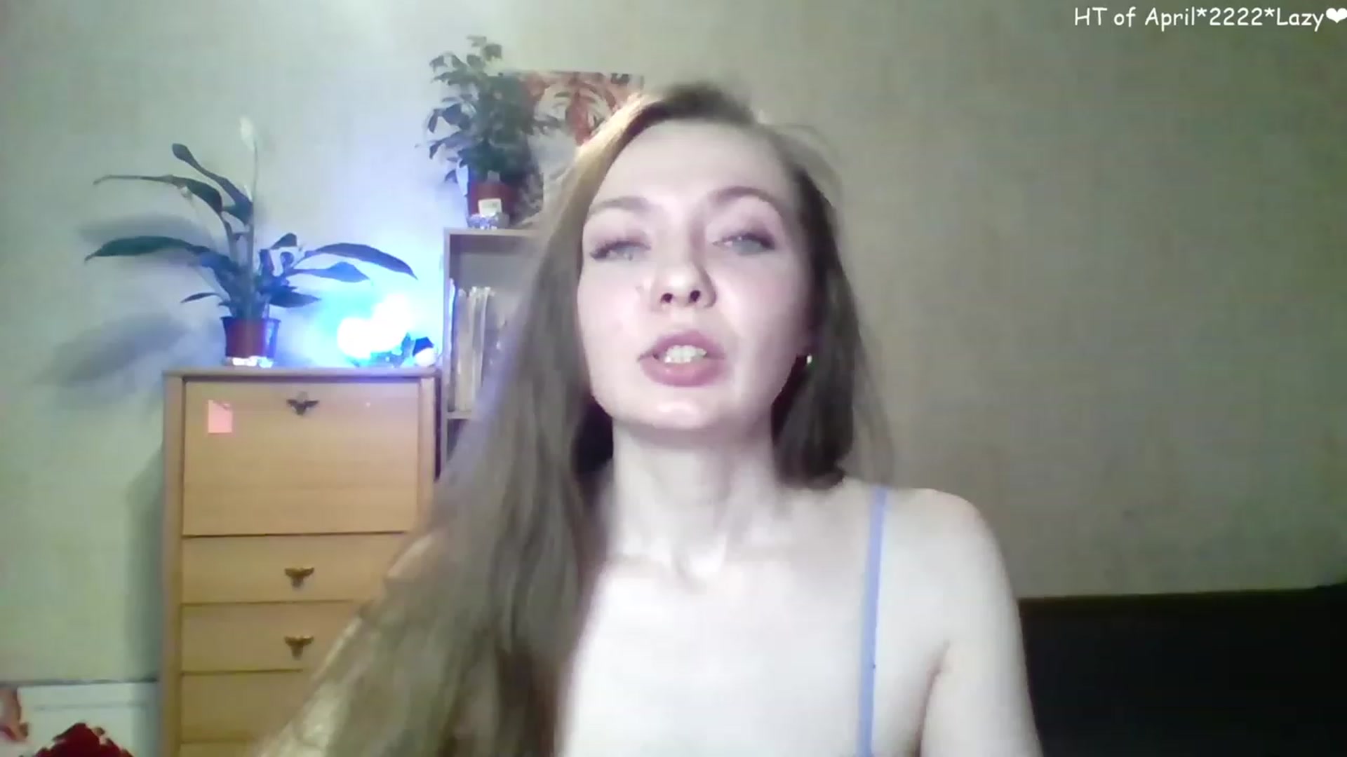 Gallery image thumbnail from LizaGhost's myfreecams stream on, 04/18/2023, 15:16 image 18 of 20