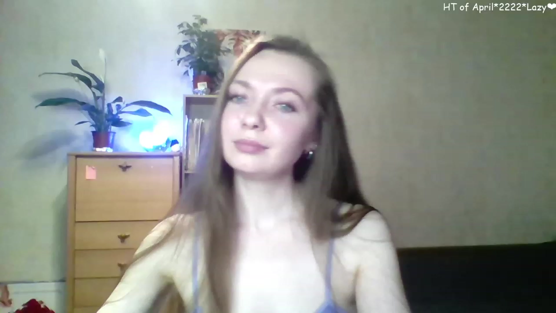 Gallery image thumbnail from LizaGhost's myfreecams stream on, 04/18/2023, 15:16 image 17 of 20